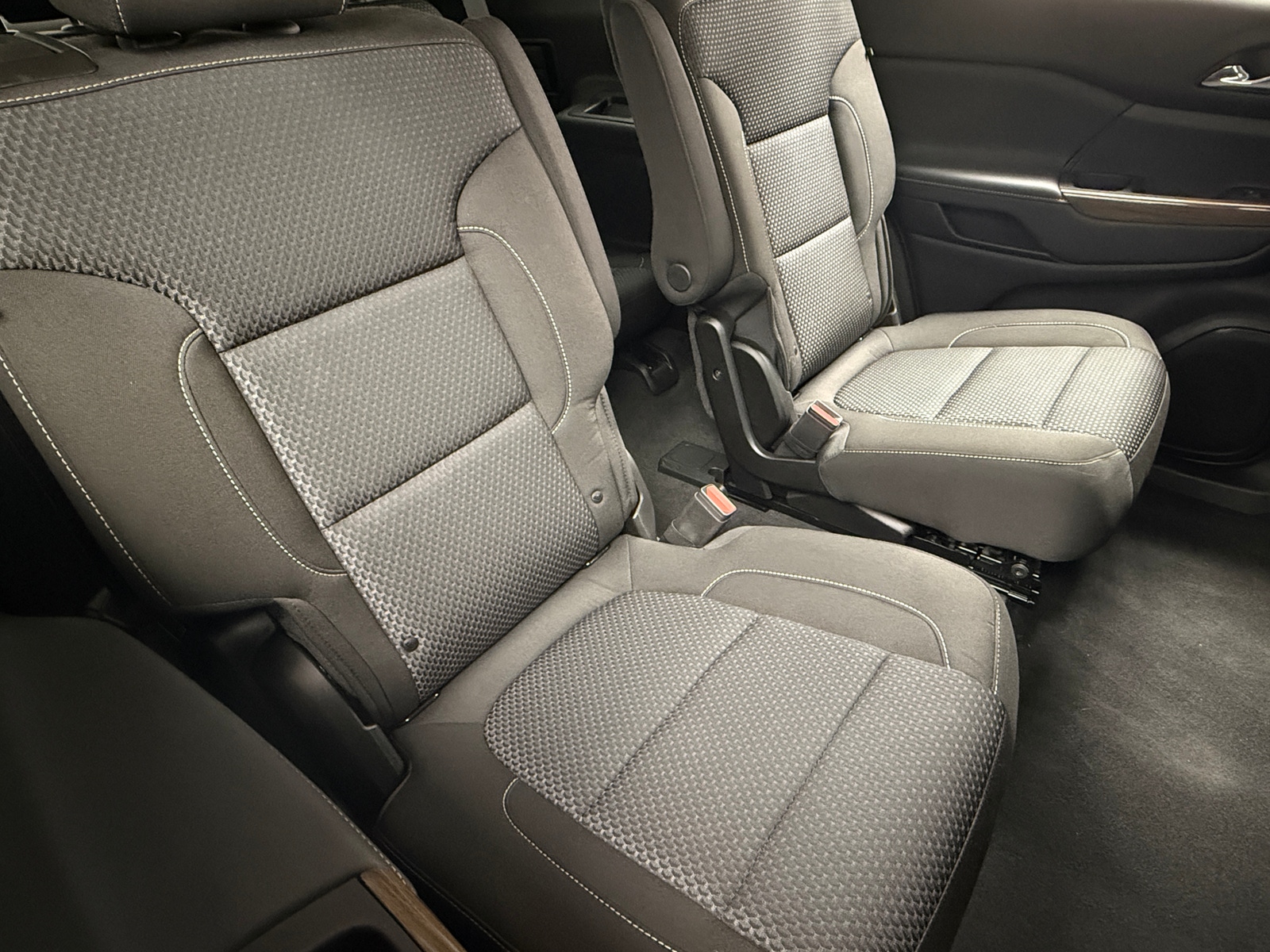 Thumbnail: 2023 GMC Acadia - 6