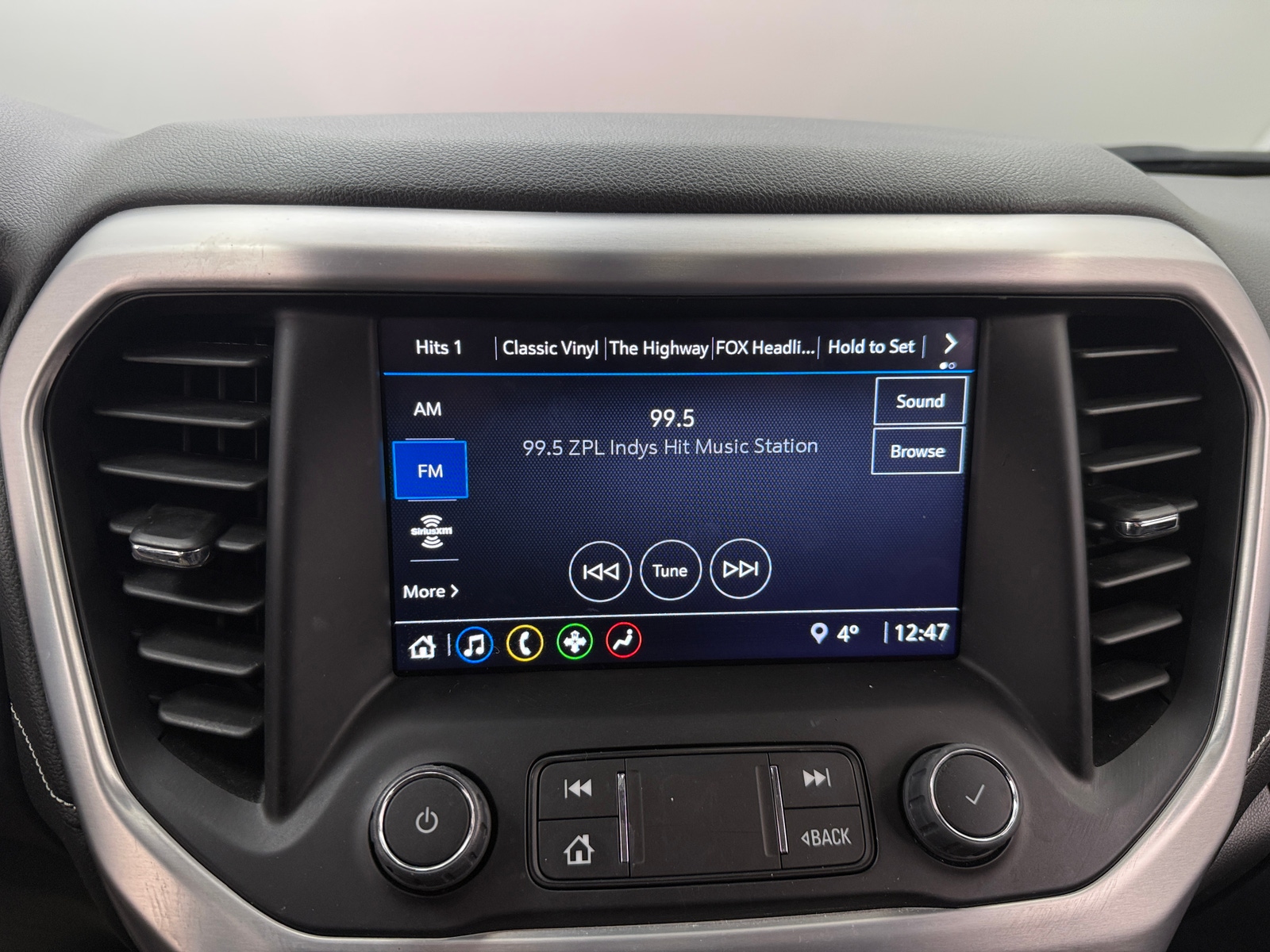 Thumbnail: 2023 GMC Acadia - 4