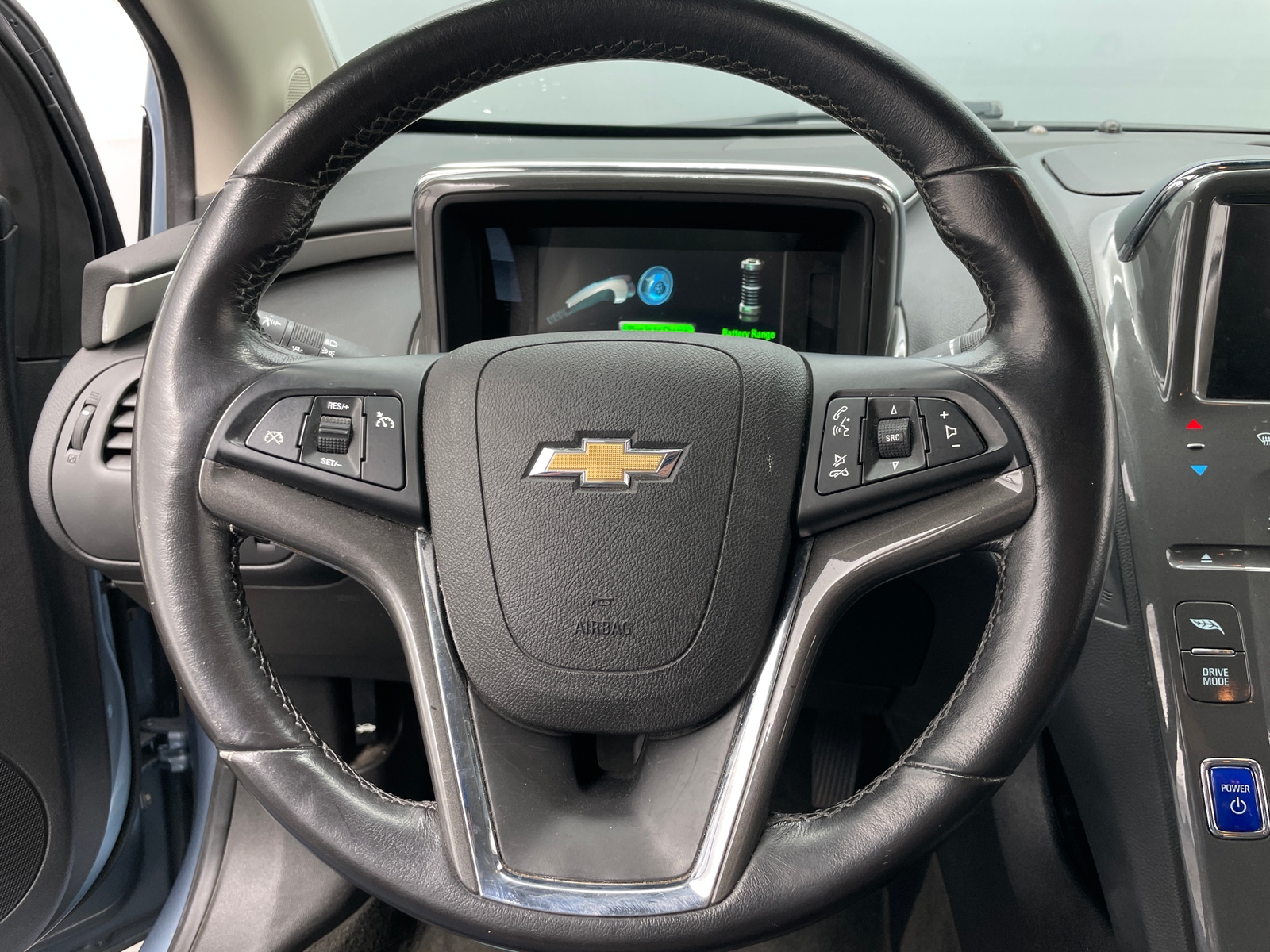 Thumbnail: 2015 Chevrolet Volt - 5