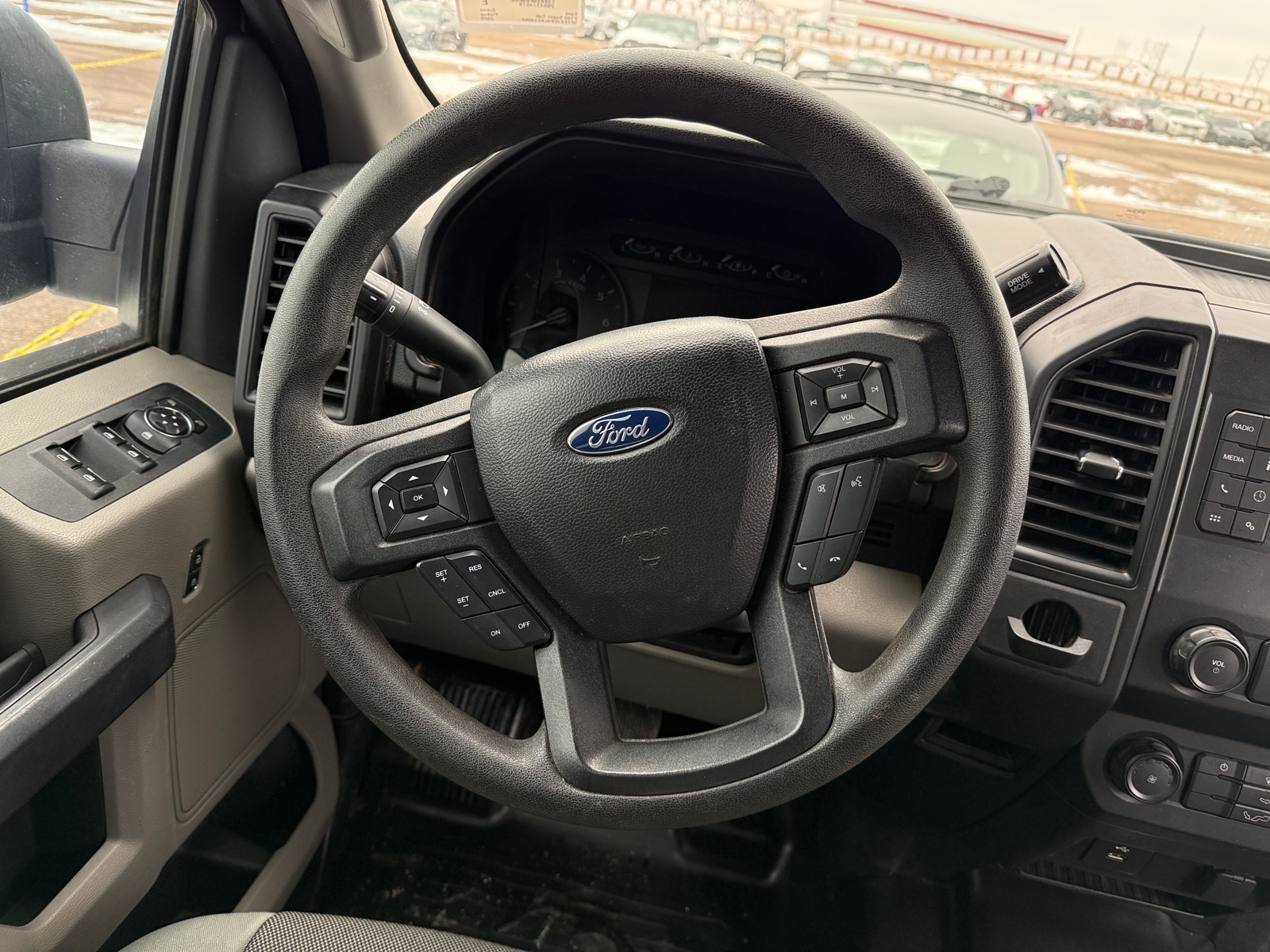 Thumbnail: 2020 Ford Econoline - 5