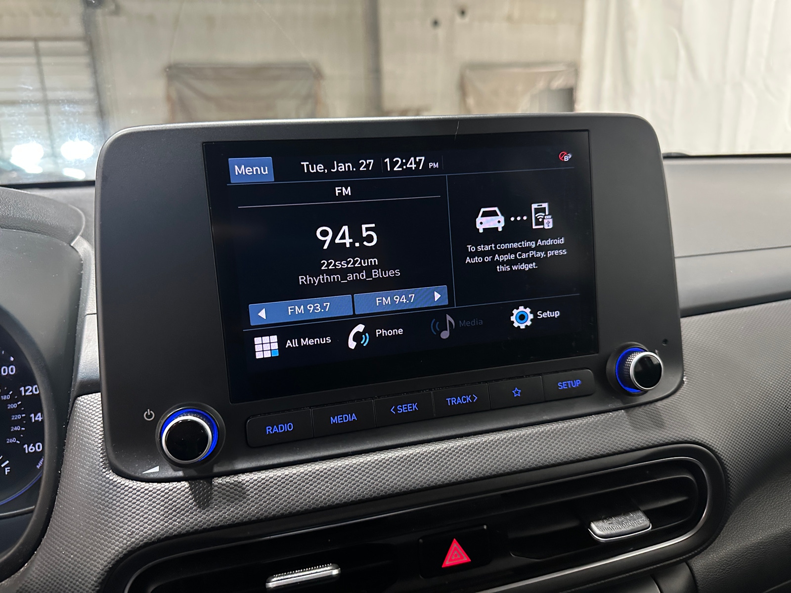 Thumbnail: 2023 Hyundai Kona - 4