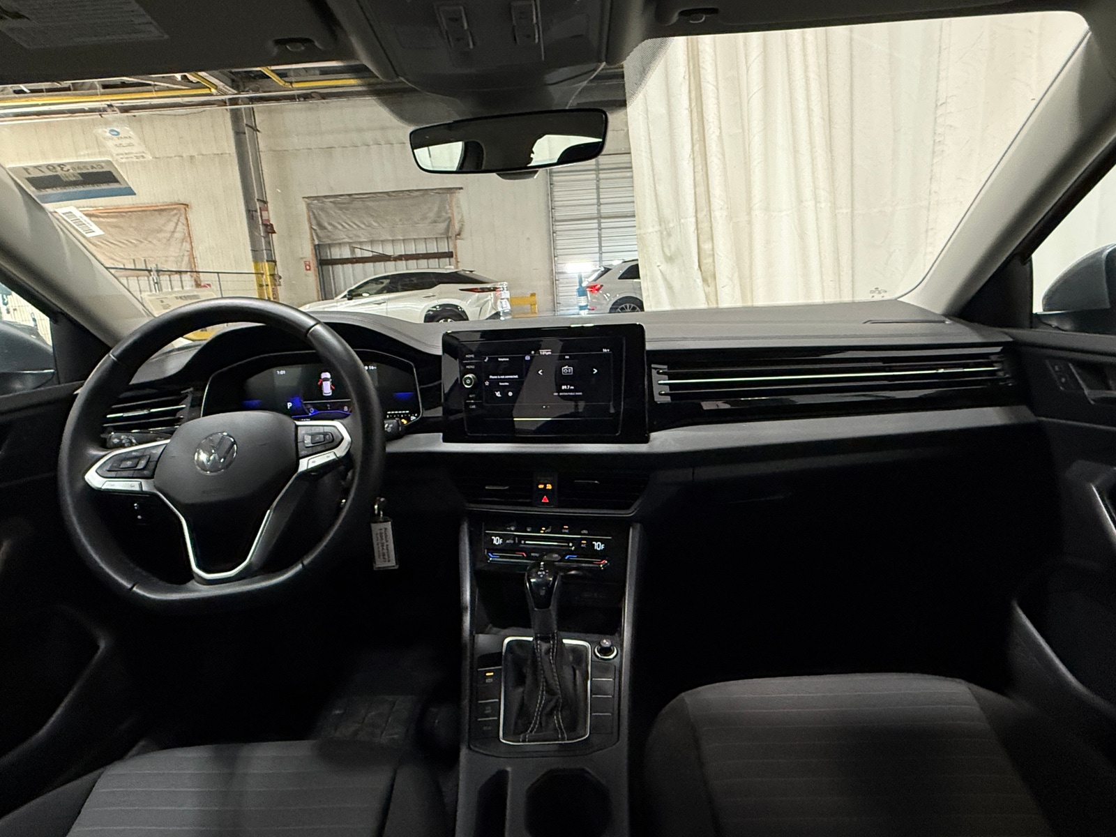 Thumbnail: 2025 Volkswagen Jetta - 3