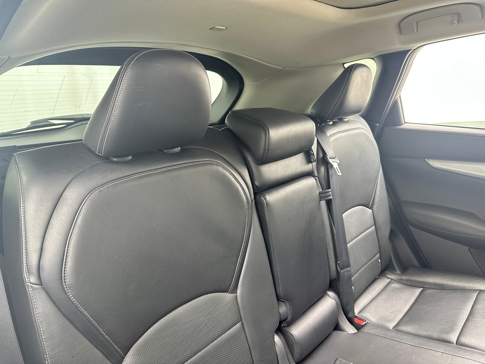 Thumbnail: 2019 INFINITI QX50 - 5