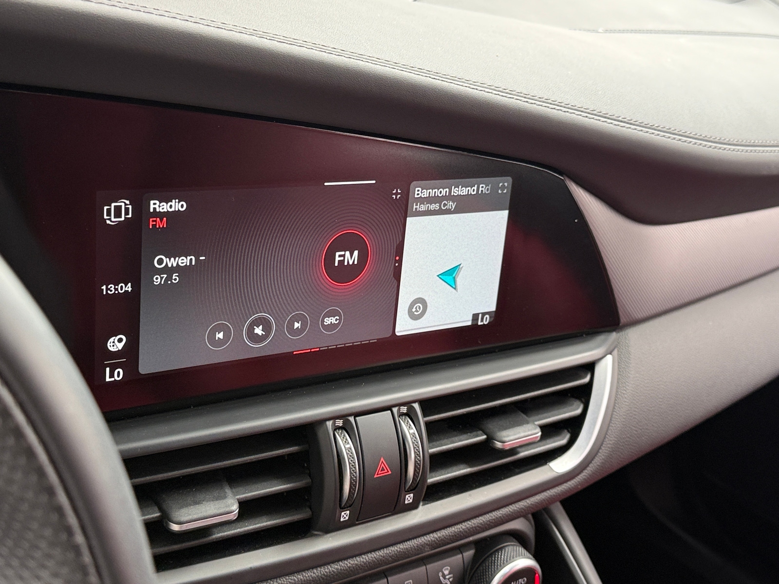 Thumbnail: 2022 Alfa Romeo Giulia - 3