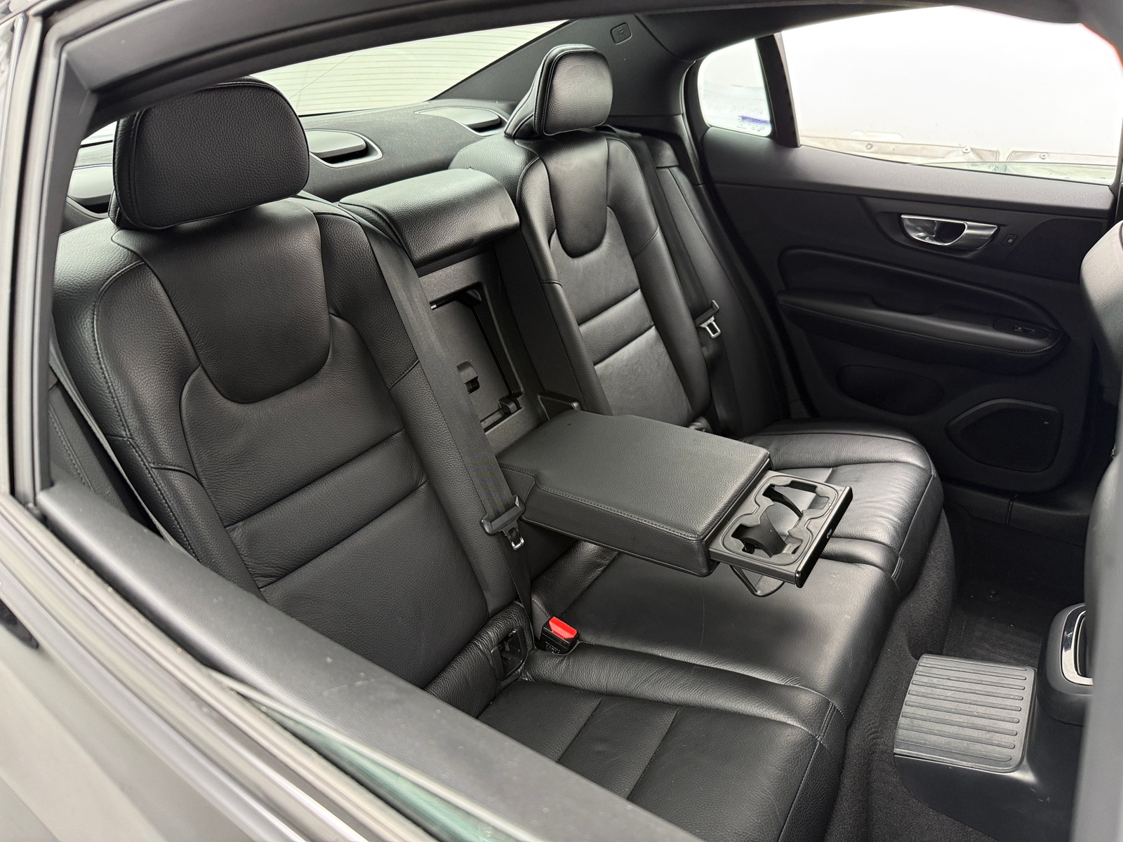 Thumbnail: 2023 Volvo S60 - 5