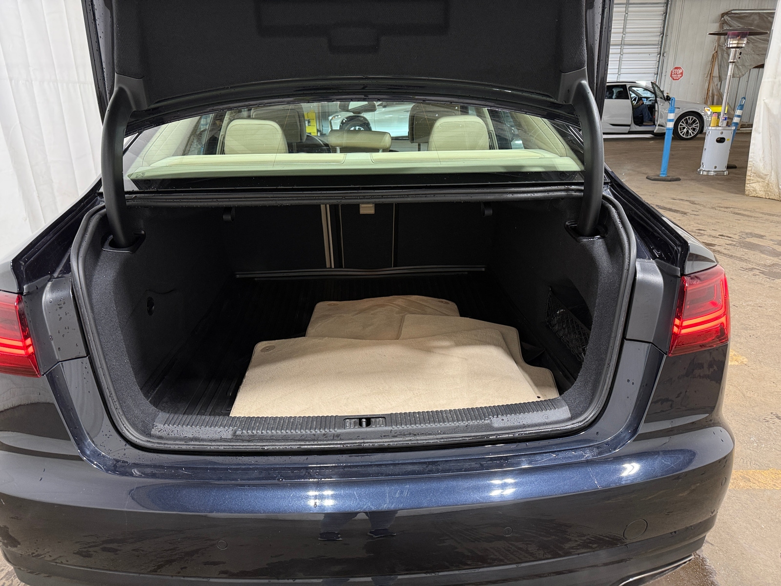 Thumbnail: 2016 Audi A6 - 6