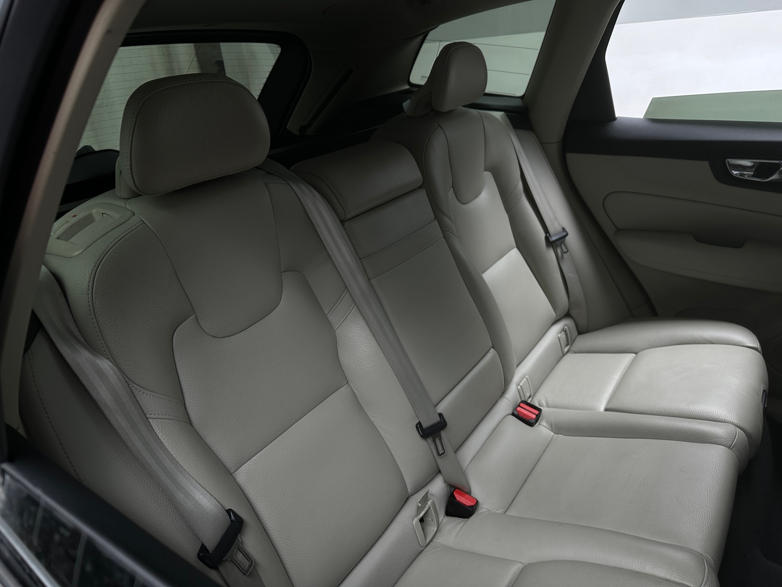 Thumbnail: 2019 Volvo XC60 - 5