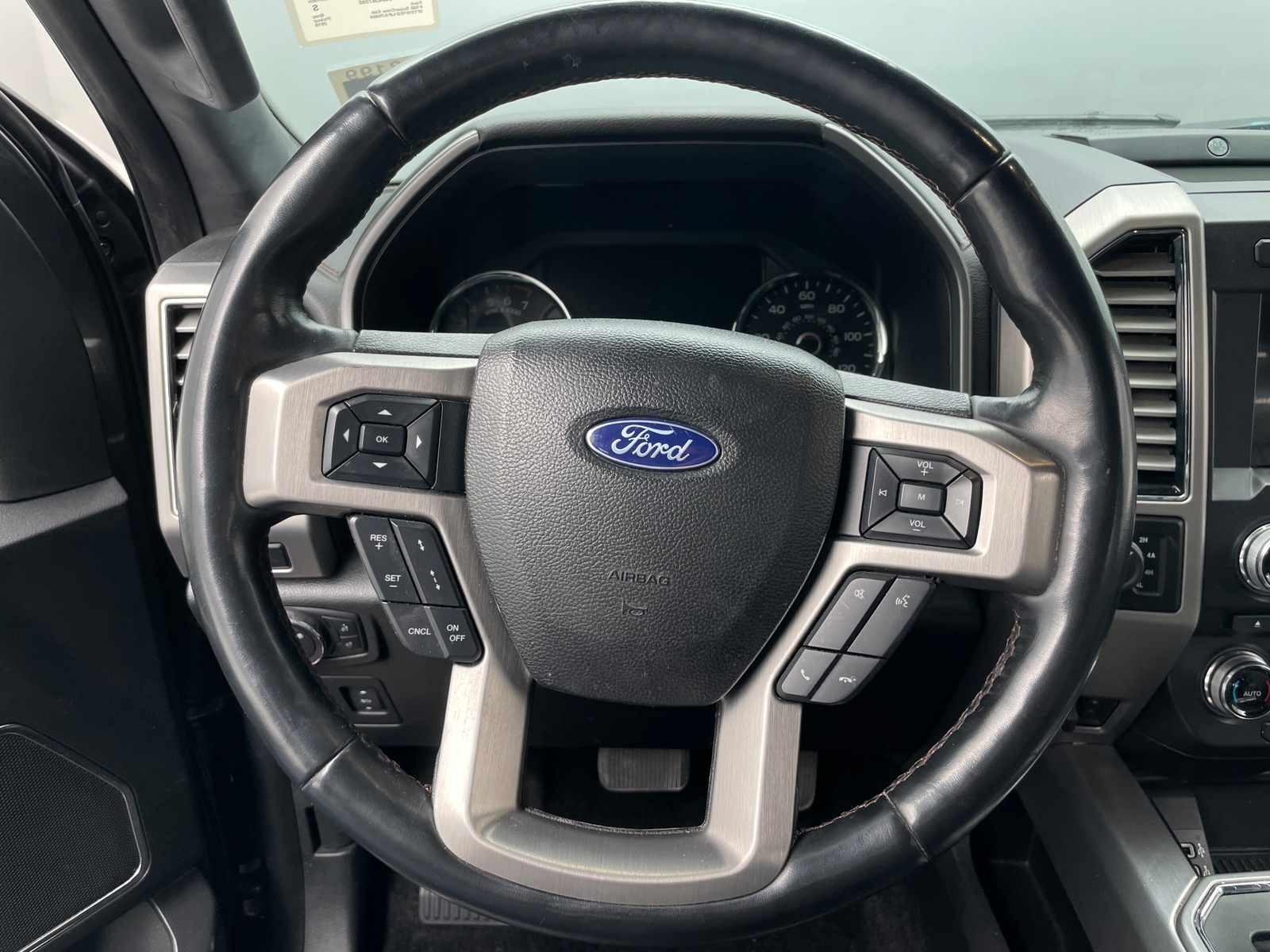 Thumbnail: 2018 Ford Econoline - 4