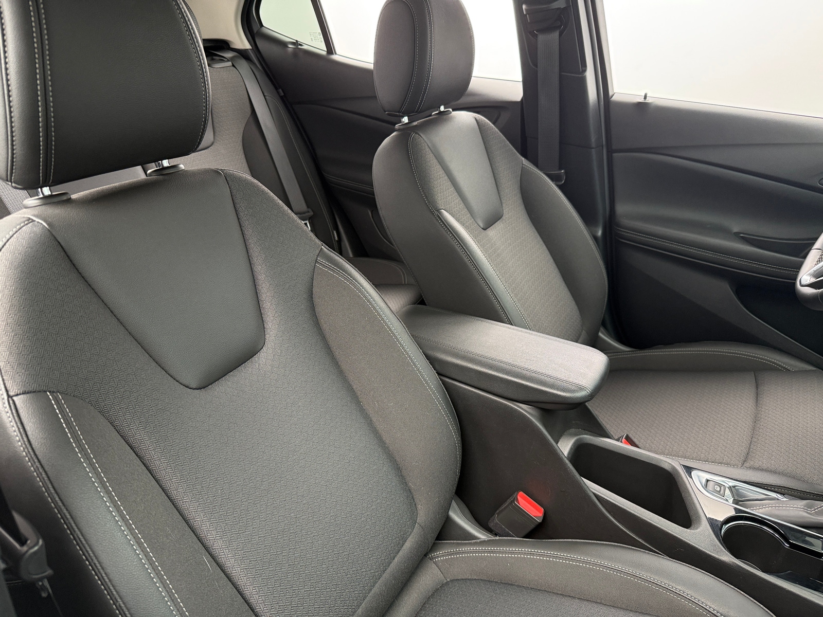 Thumbnail: 2025 Buick Encore GX - 2