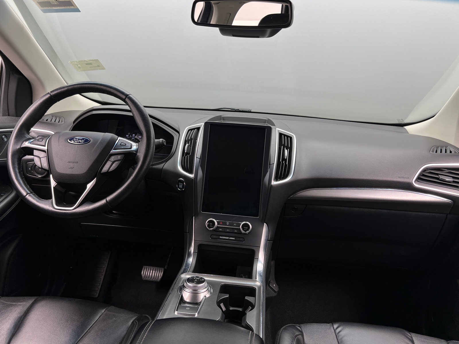 Thumbnail: 2022 Ford Edge - 2