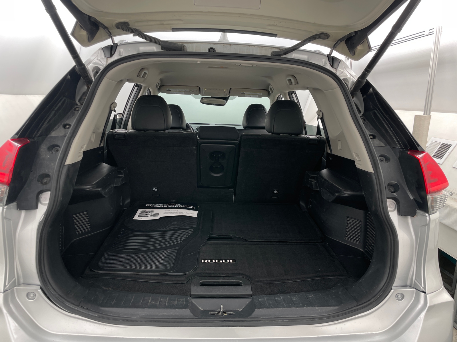 Thumbnail: 2018 Nissan Rogue - 6