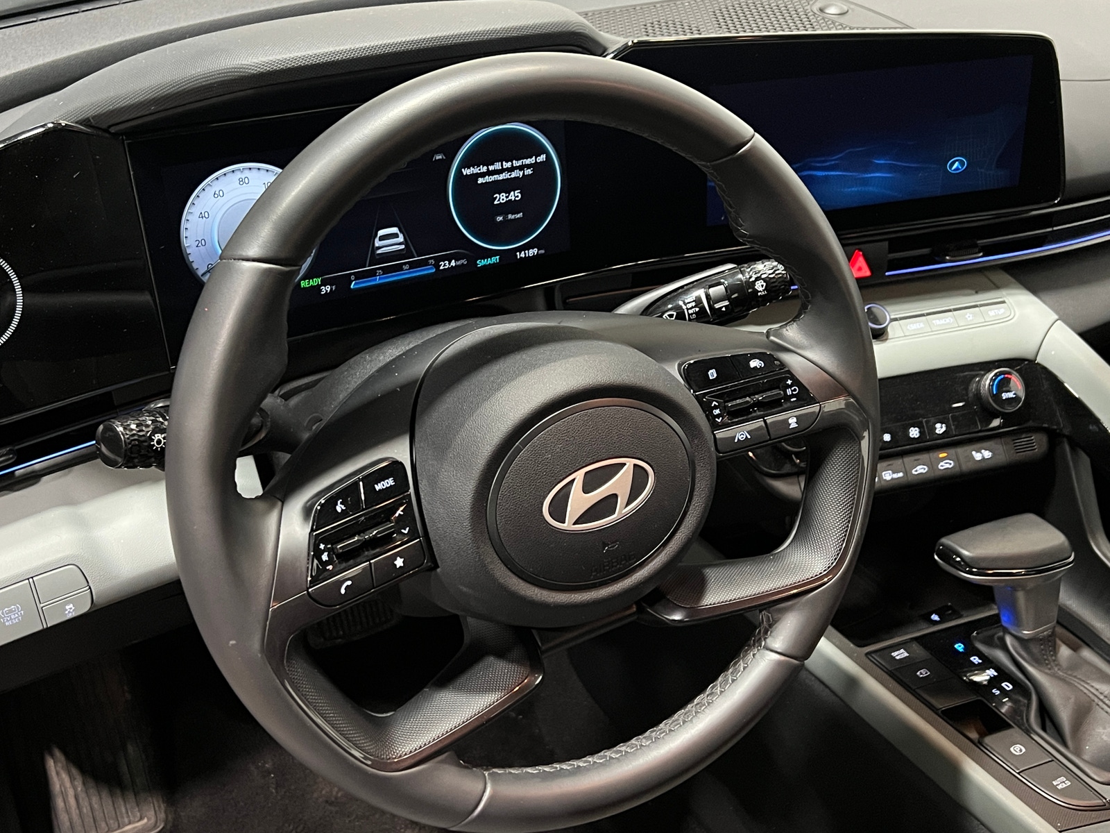 Thumbnail: 2025 Hyundai Elantra - 4