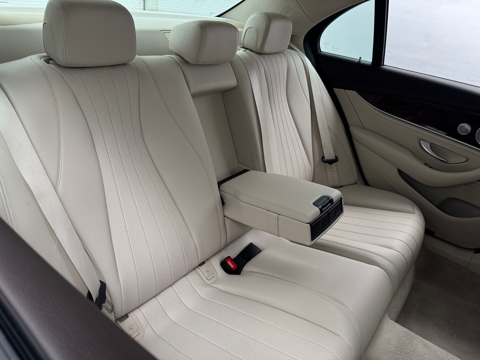 Thumbnail: 2018 Mercedes-Benz E-Class - 5