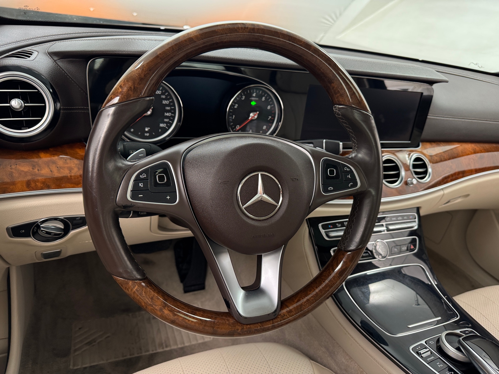 Thumbnail: 2018 Mercedes-Benz E-Class - 4