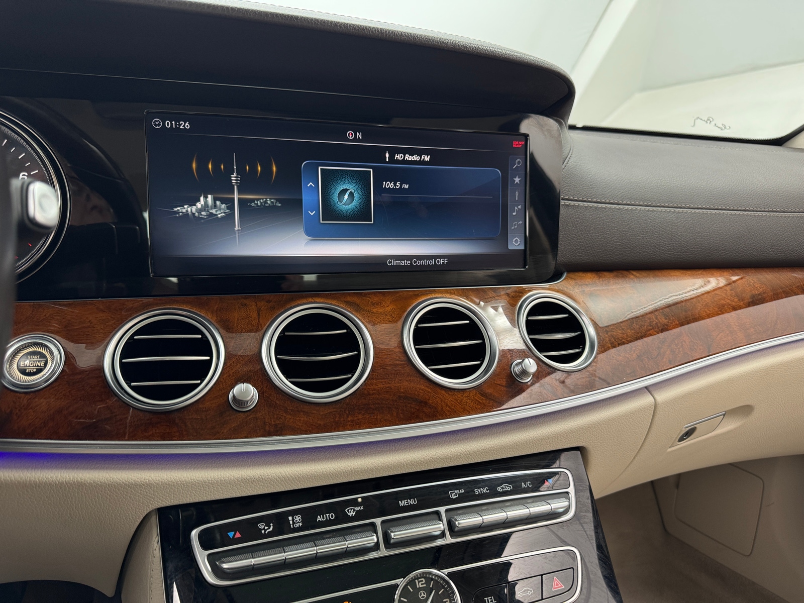 Thumbnail: 2018 Mercedes-Benz E-Class - 3