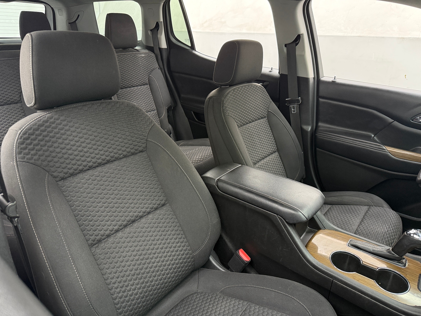 Thumbnail: 2018 GMC Acadia - 2