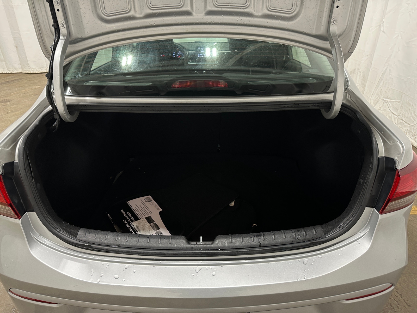 Thumbnail: 2022 Kia Rio - 7