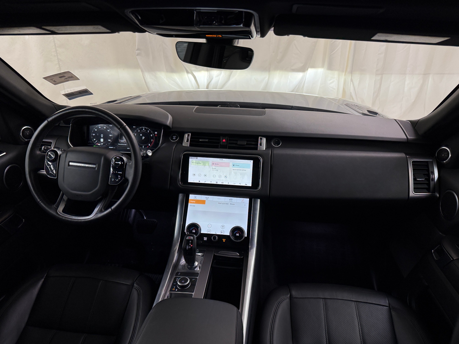 Thumbnail: 2020 Land Rover Range Rover Sport - 2