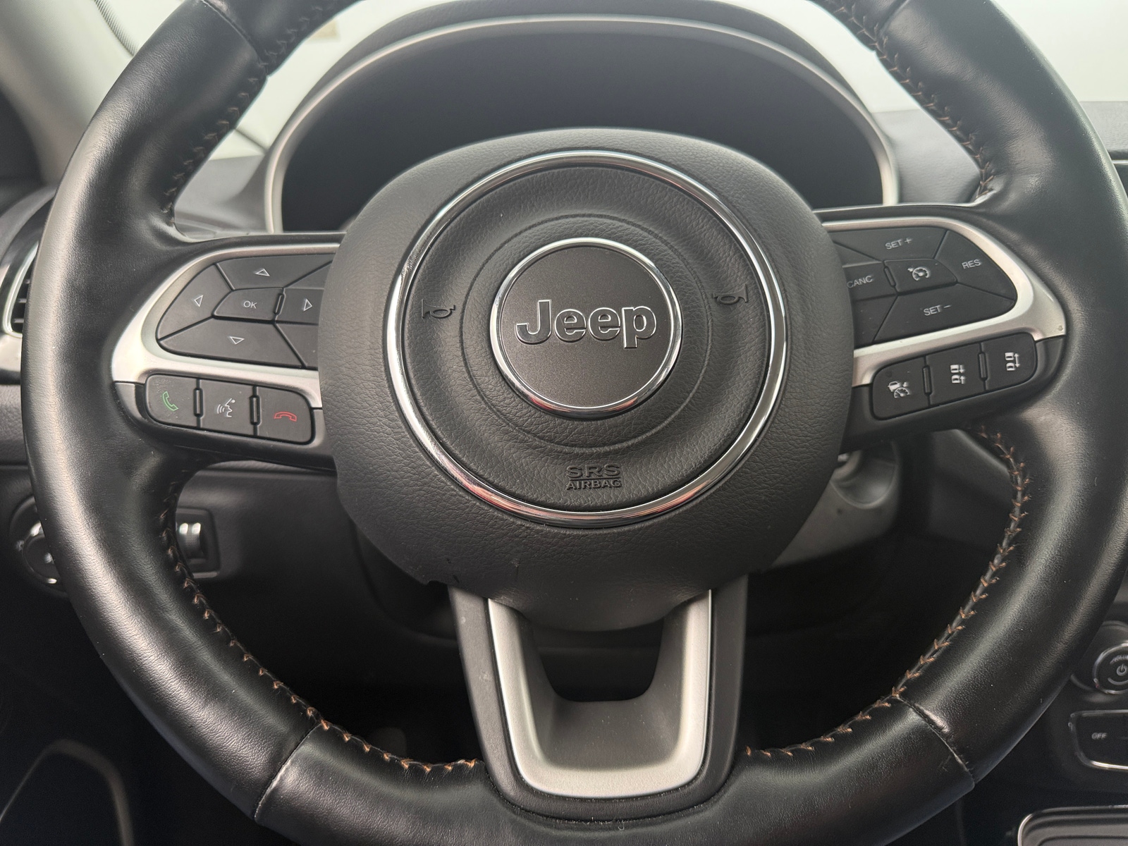 Thumbnail: 2021 Jeep Compass - 4