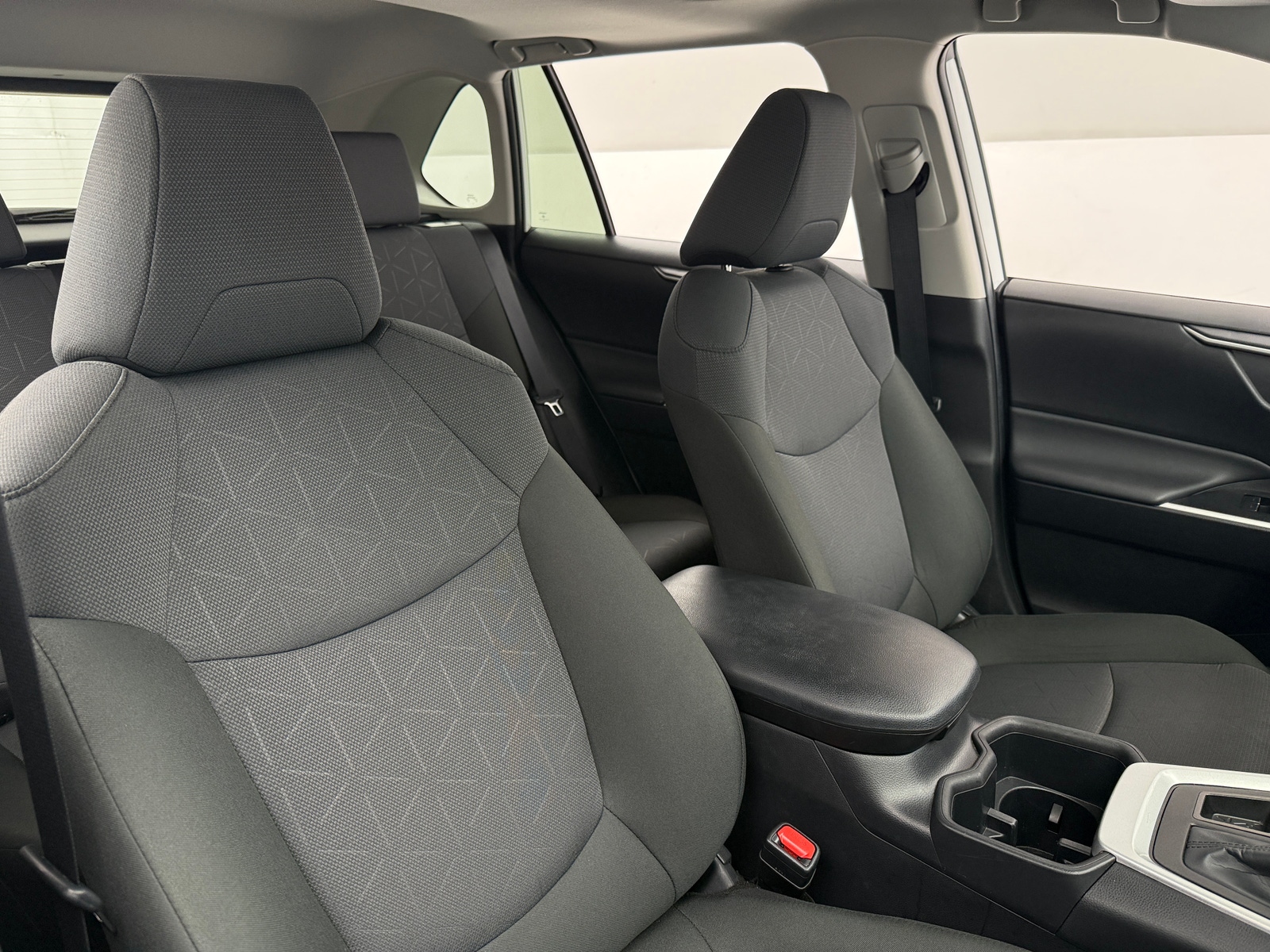 Thumbnail: 2025 Toyota RAV4 - 2