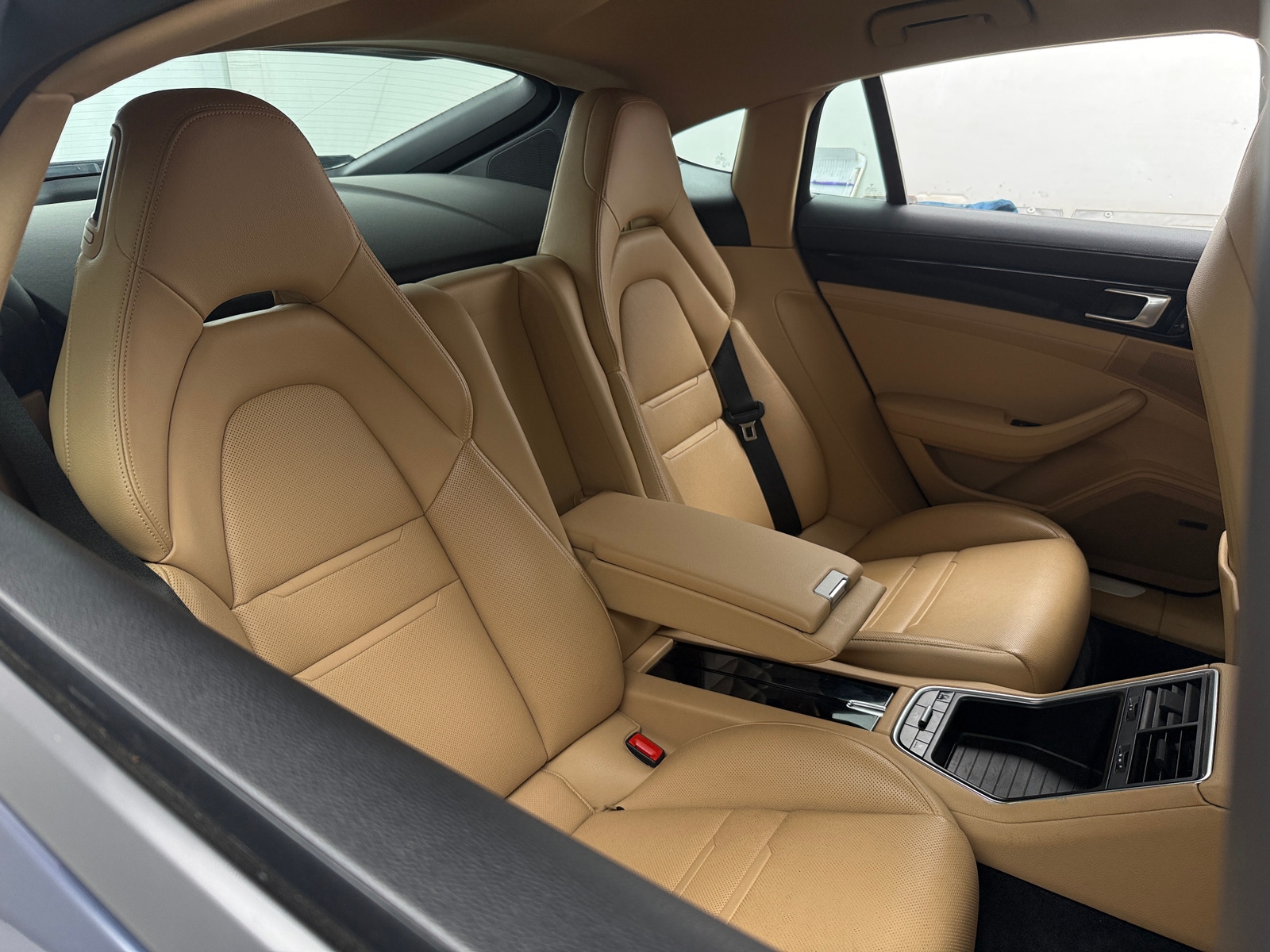 Thumbnail: 2018 Porsche Panamera - 5