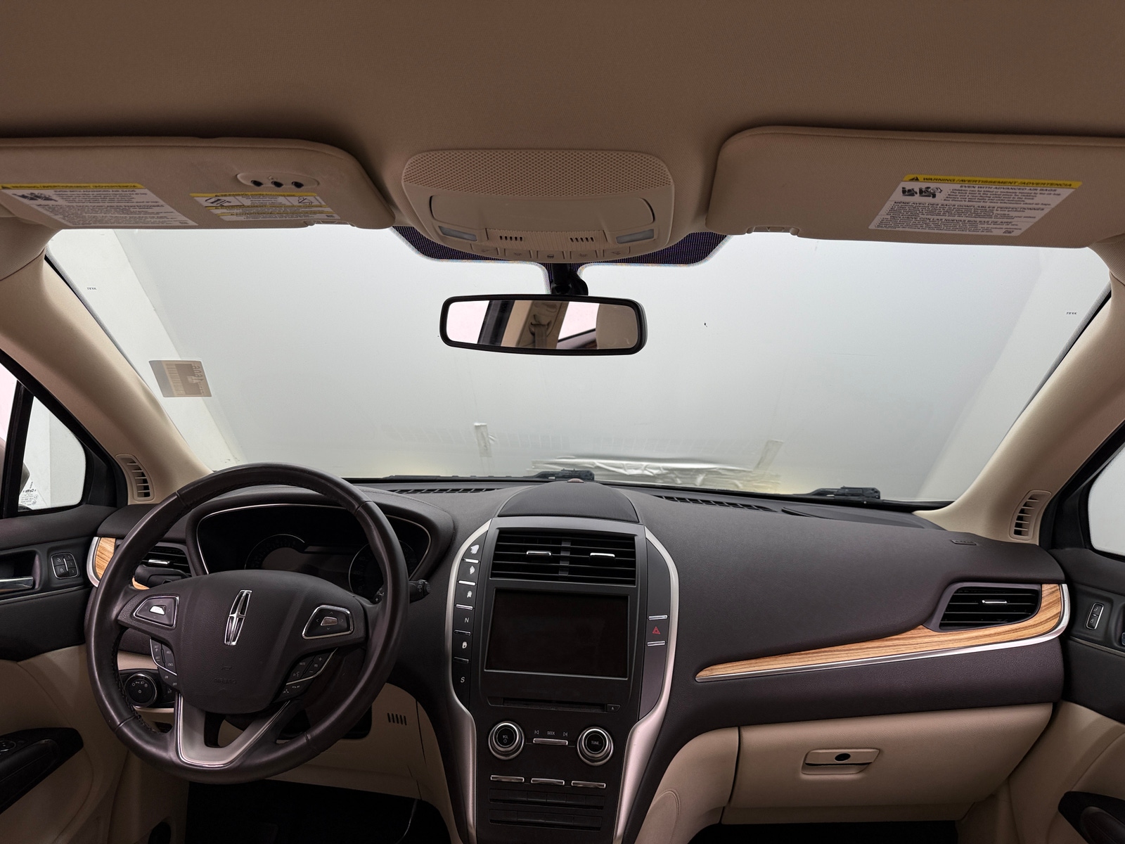 Thumbnail: 2015 Lincoln MKC - 2