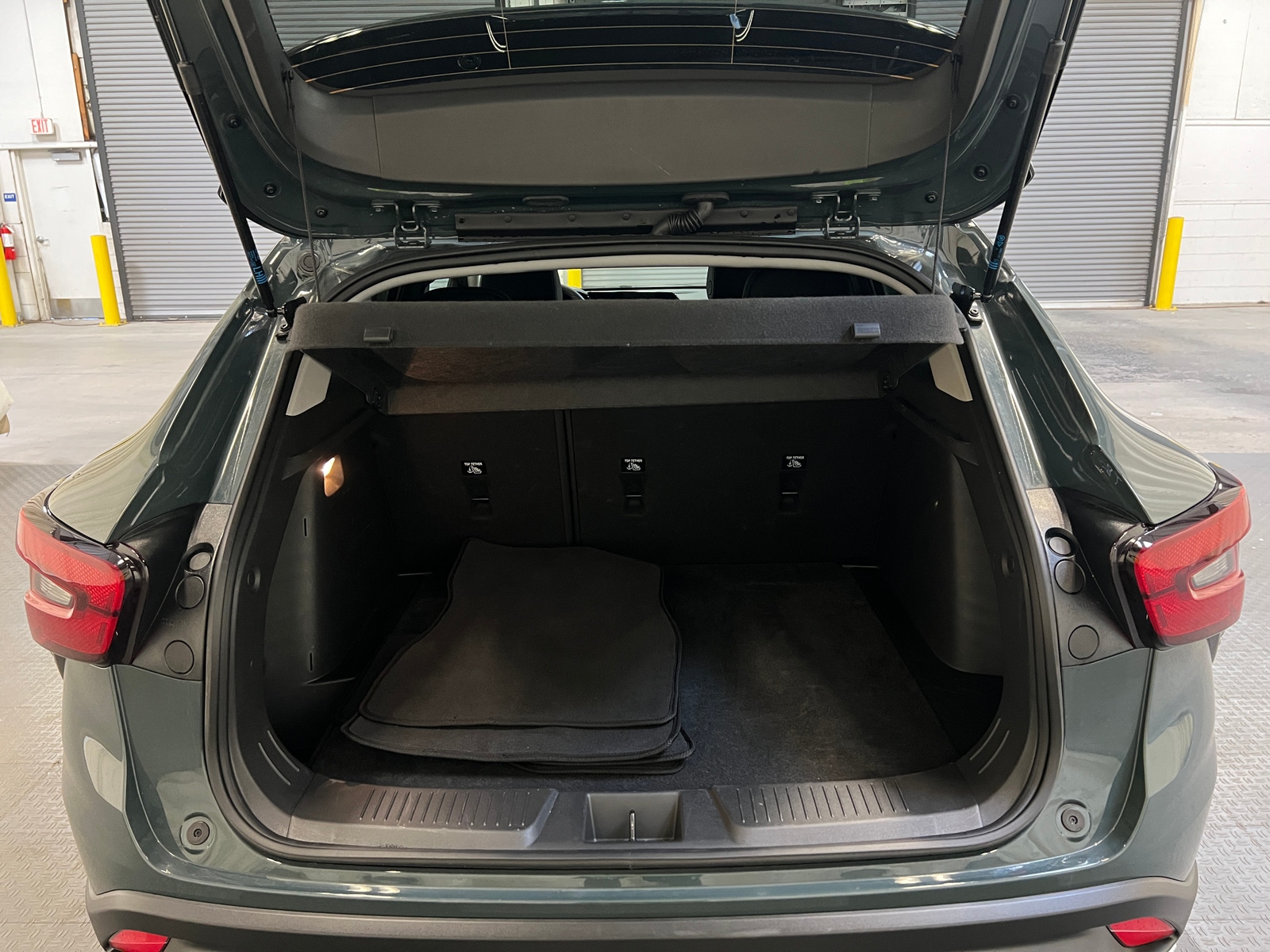 Thumbnail: 2025 Chevrolet Trax - 7