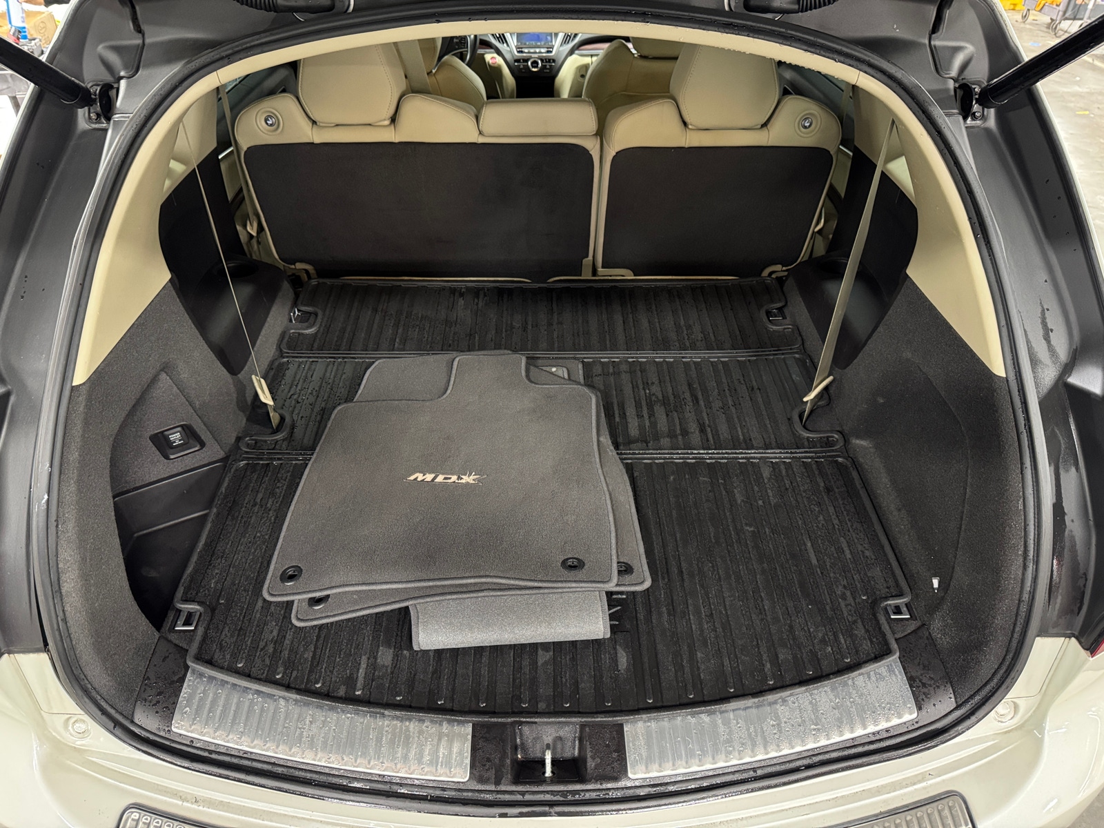 Thumbnail: 2016 Acura MDX - 6