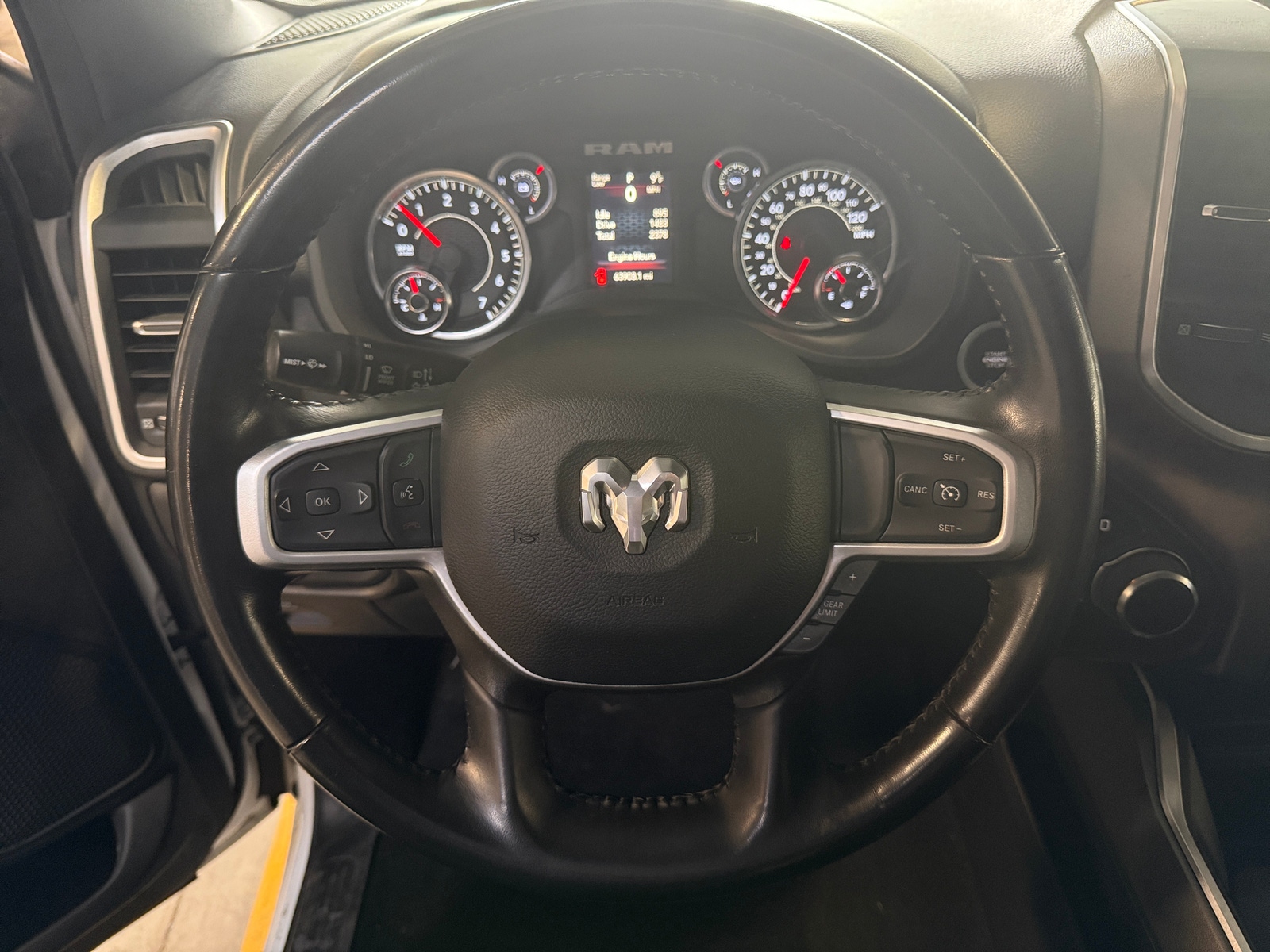 Thumbnail: 2023 RAM 1500 - 5