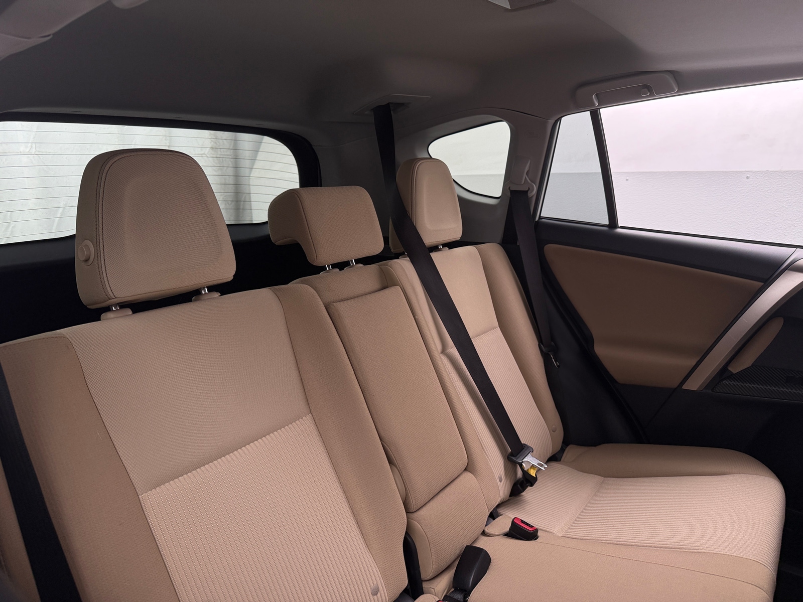 Thumbnail: 2015 Toyota RAV4 - 6