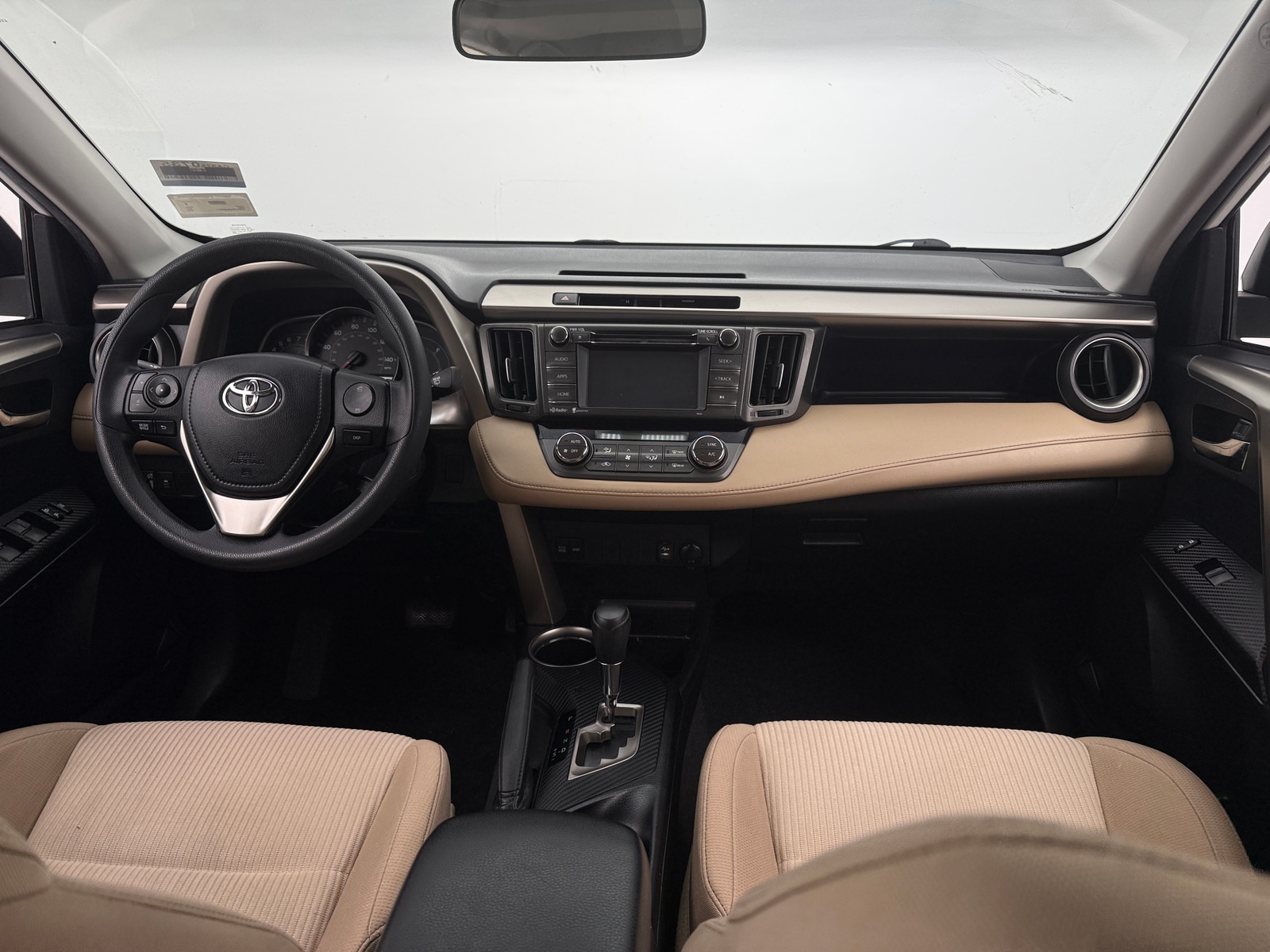 Thumbnail: 2015 Toyota RAV4 - 3