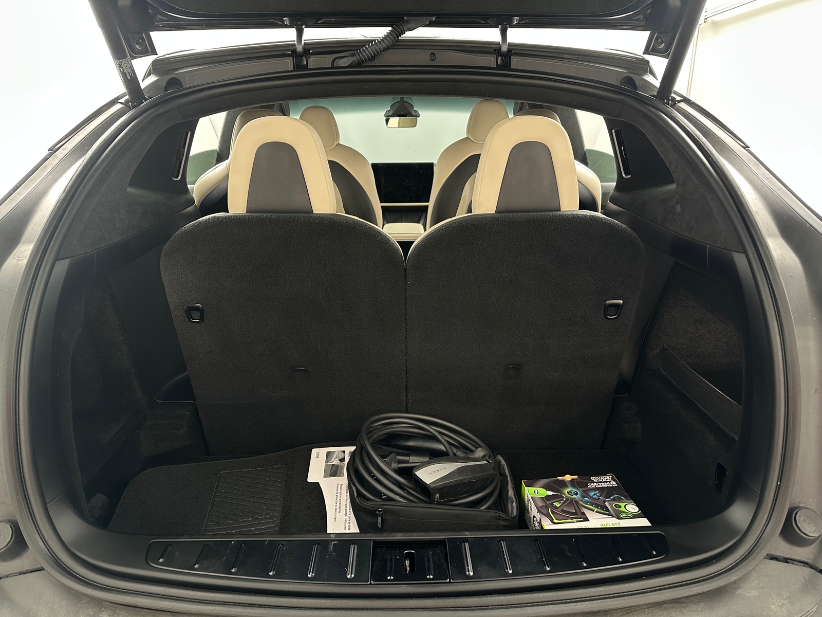 Thumbnail: 2022 Tesla Model X - 6