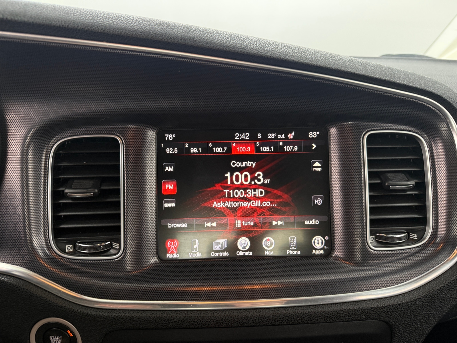 Thumbnail: 2015 Dodge Charger - 4