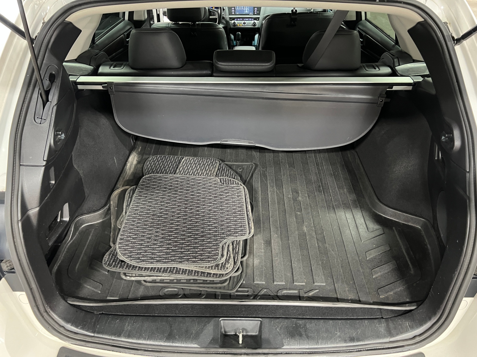 Thumbnail: 2017 Subaru Outback - 6