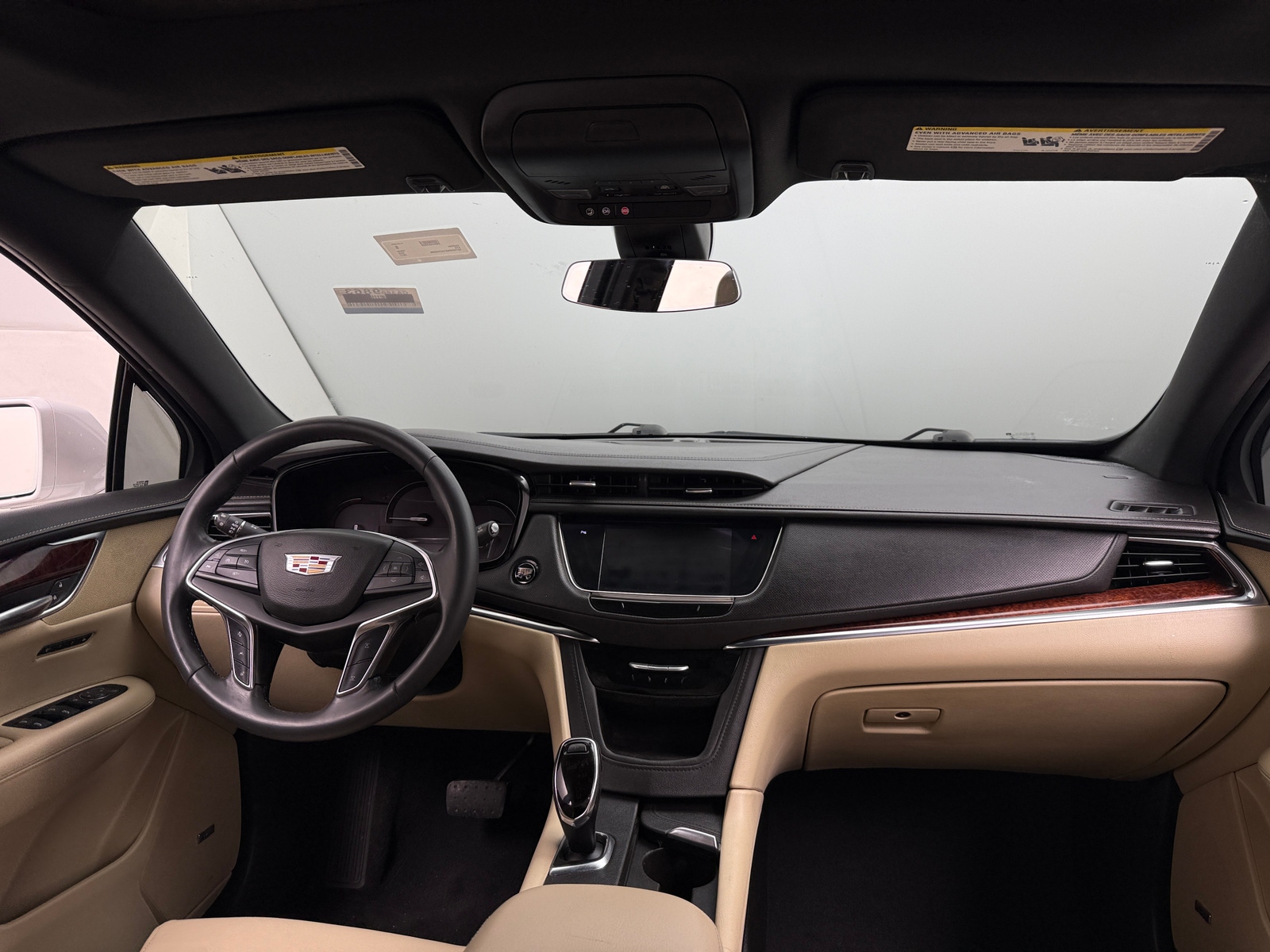 Thumbnail: 2017 Cadillac XT5 - 2