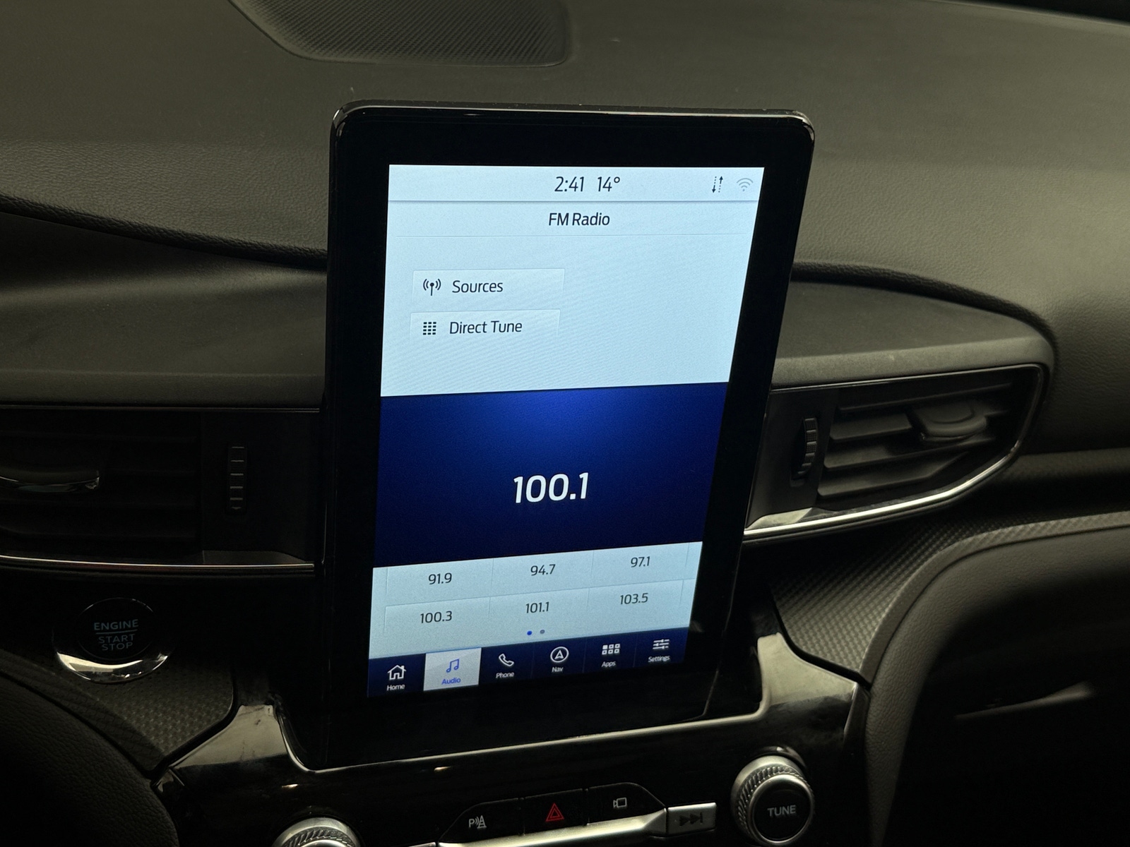 Thumbnail: 2022 Ford Explorer - 3