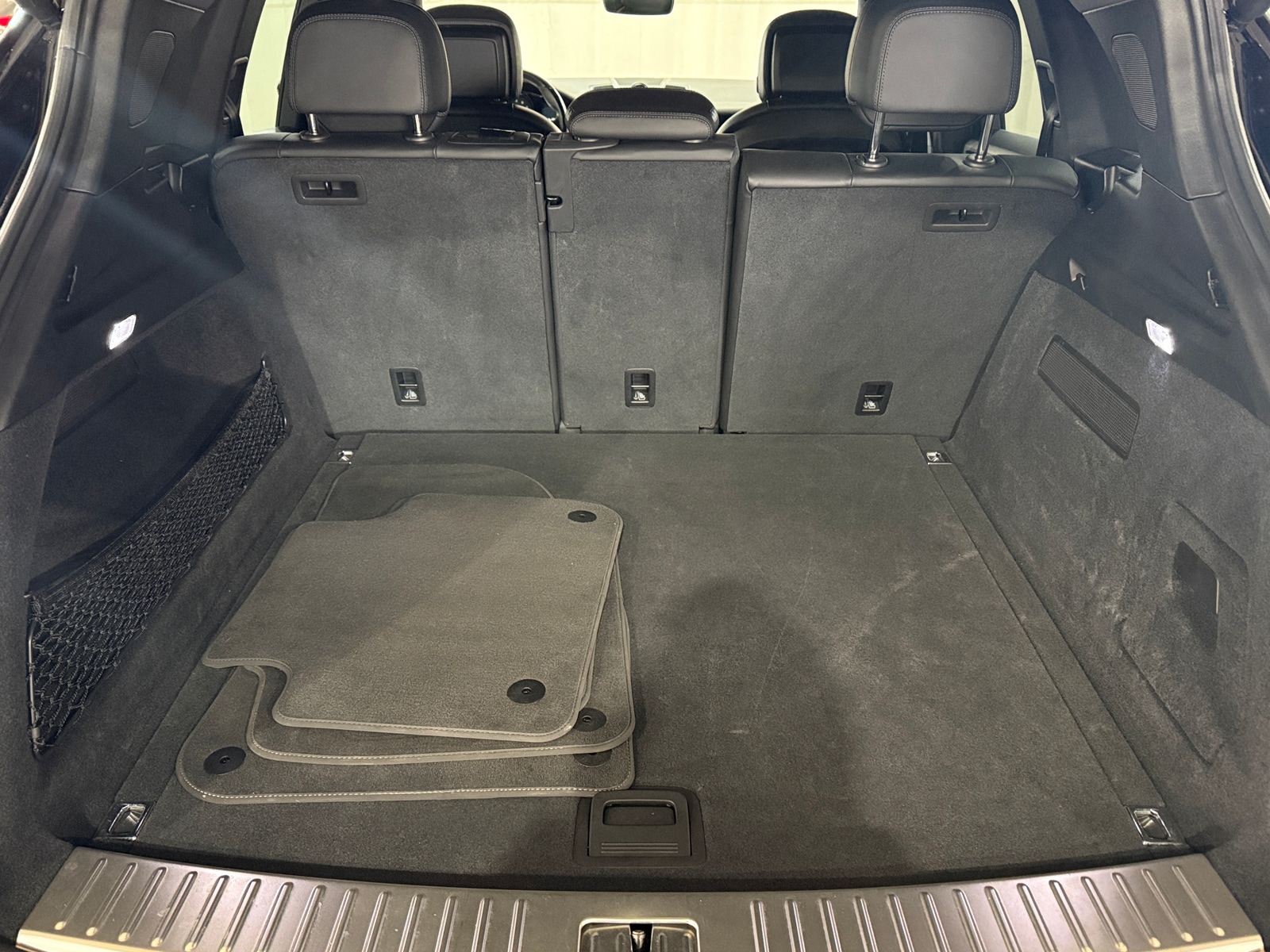 Thumbnail: 2019 Porsche Cayenne - 6