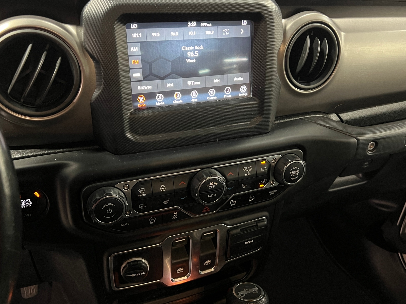 Thumbnail: 2020 Jeep Wrangler - 4