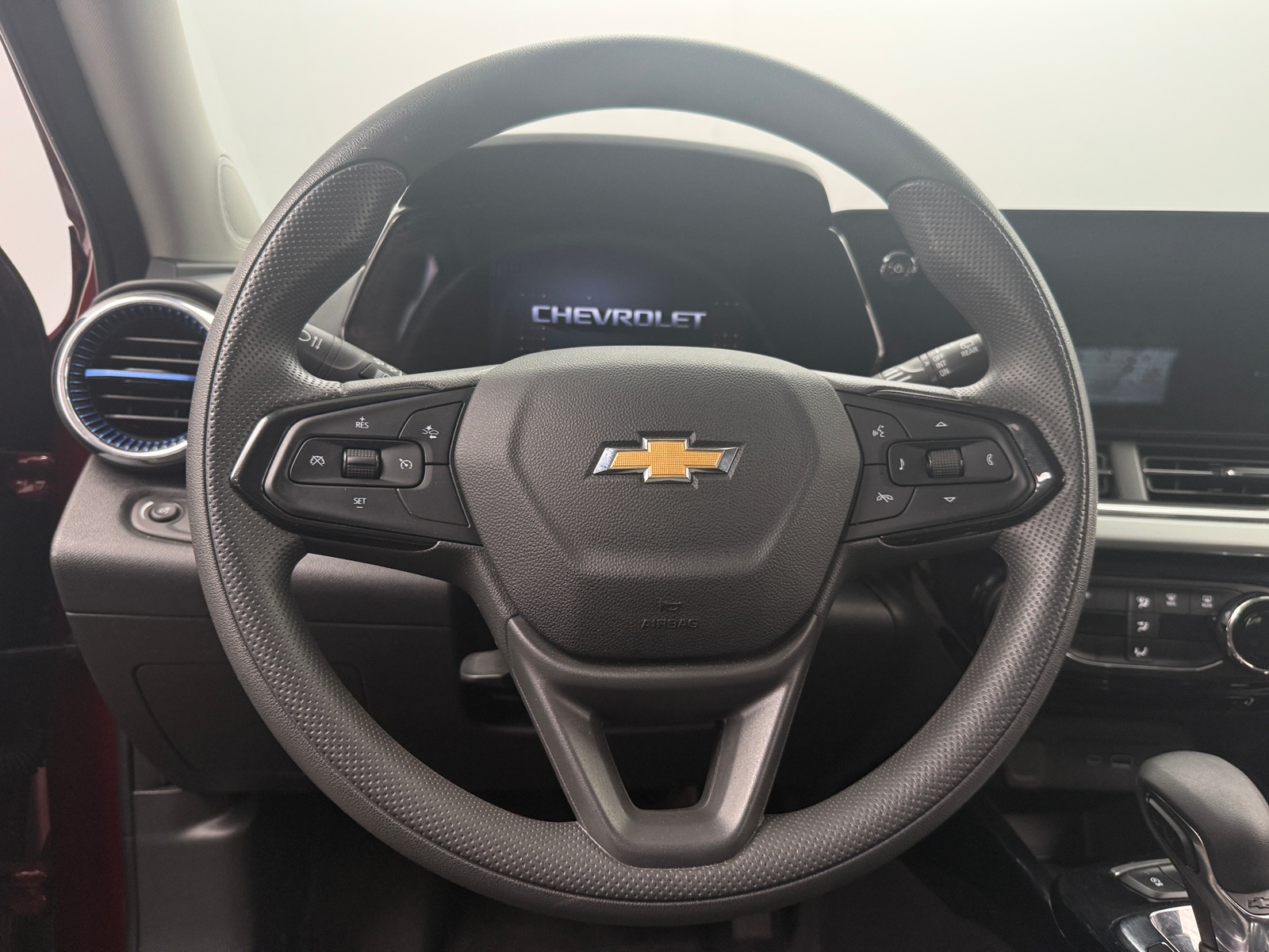 Thumbnail: 2025 Chevrolet Trax - 5