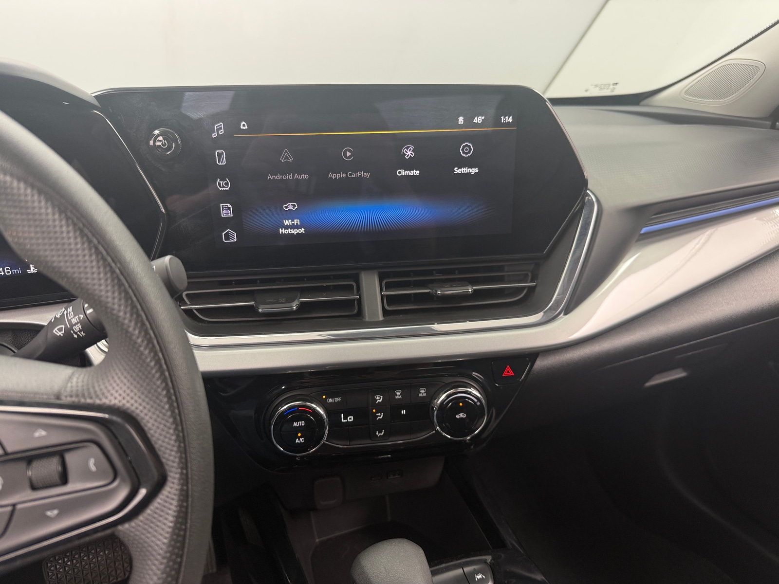 Thumbnail: 2025 Chevrolet Trax - 4