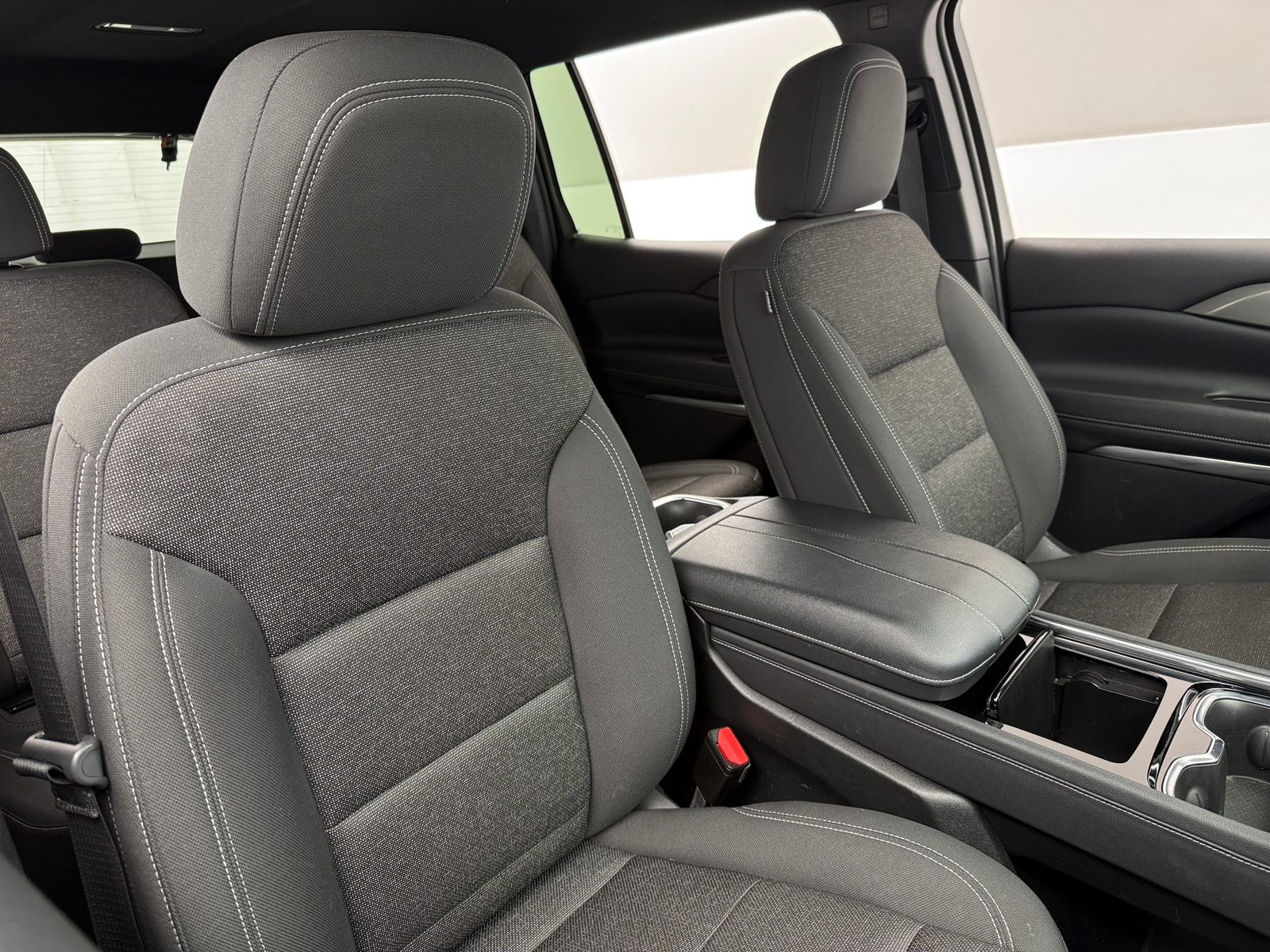 Thumbnail: 2024 Chevrolet Traverse - 2