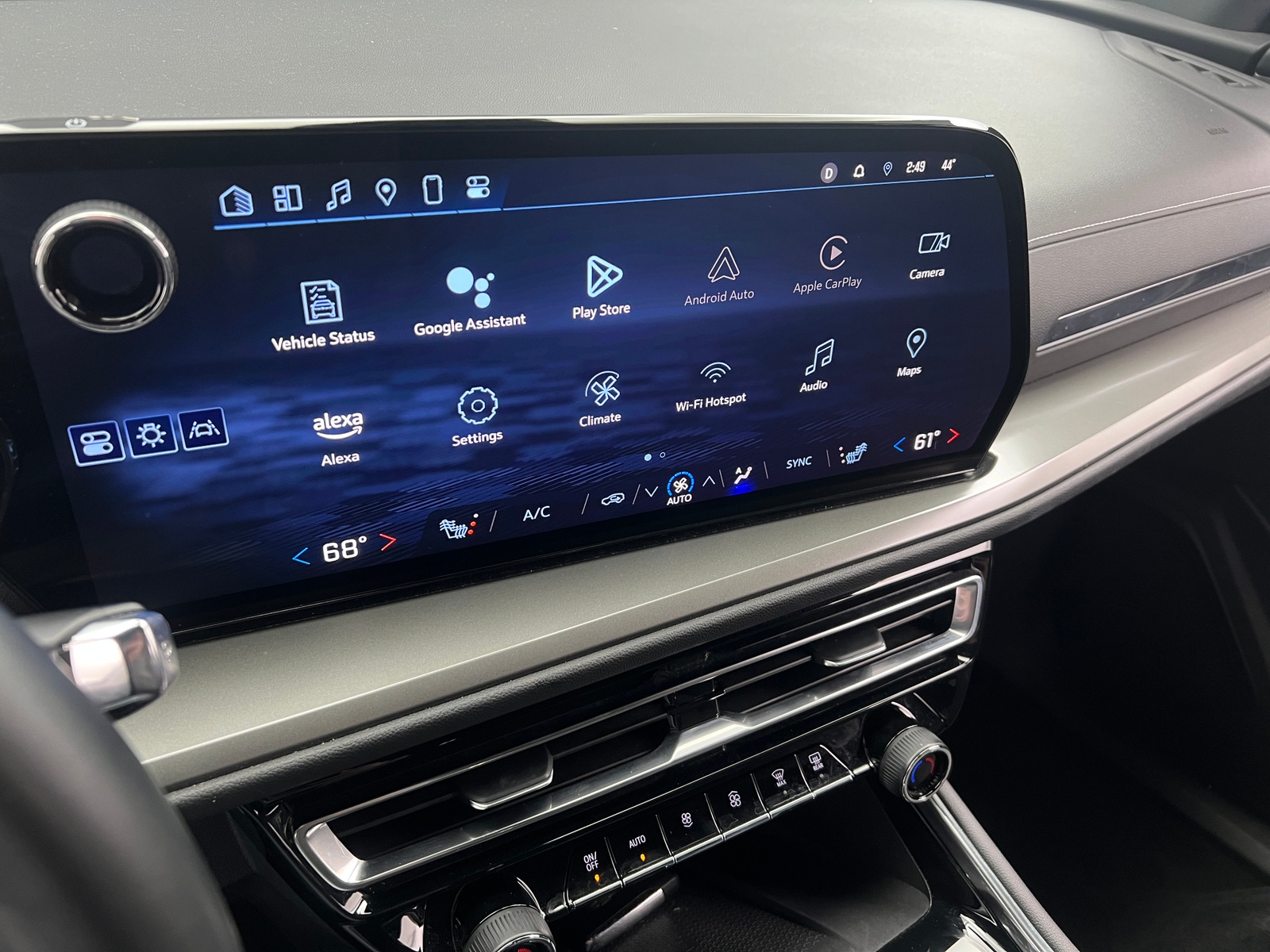 Thumbnail: 2024 Chevrolet Traverse - 4