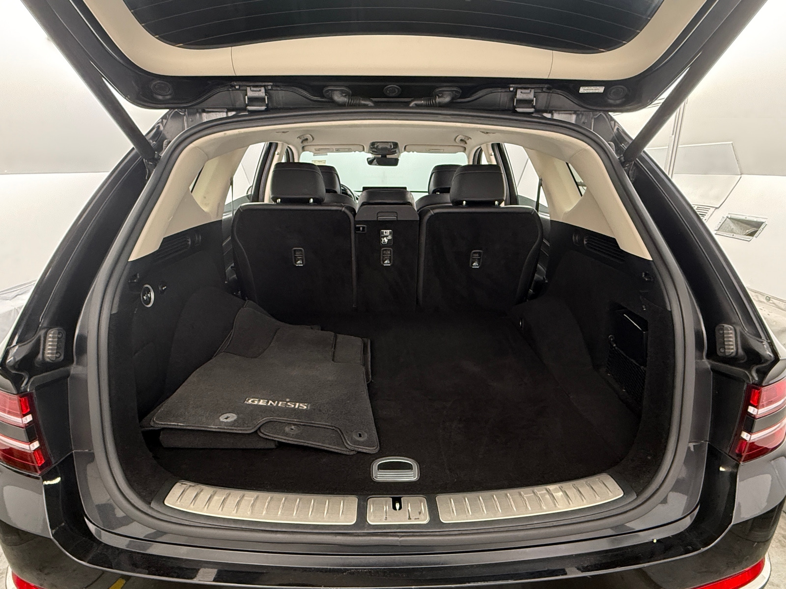 Thumbnail: 2024 Genesis GV80 - 6