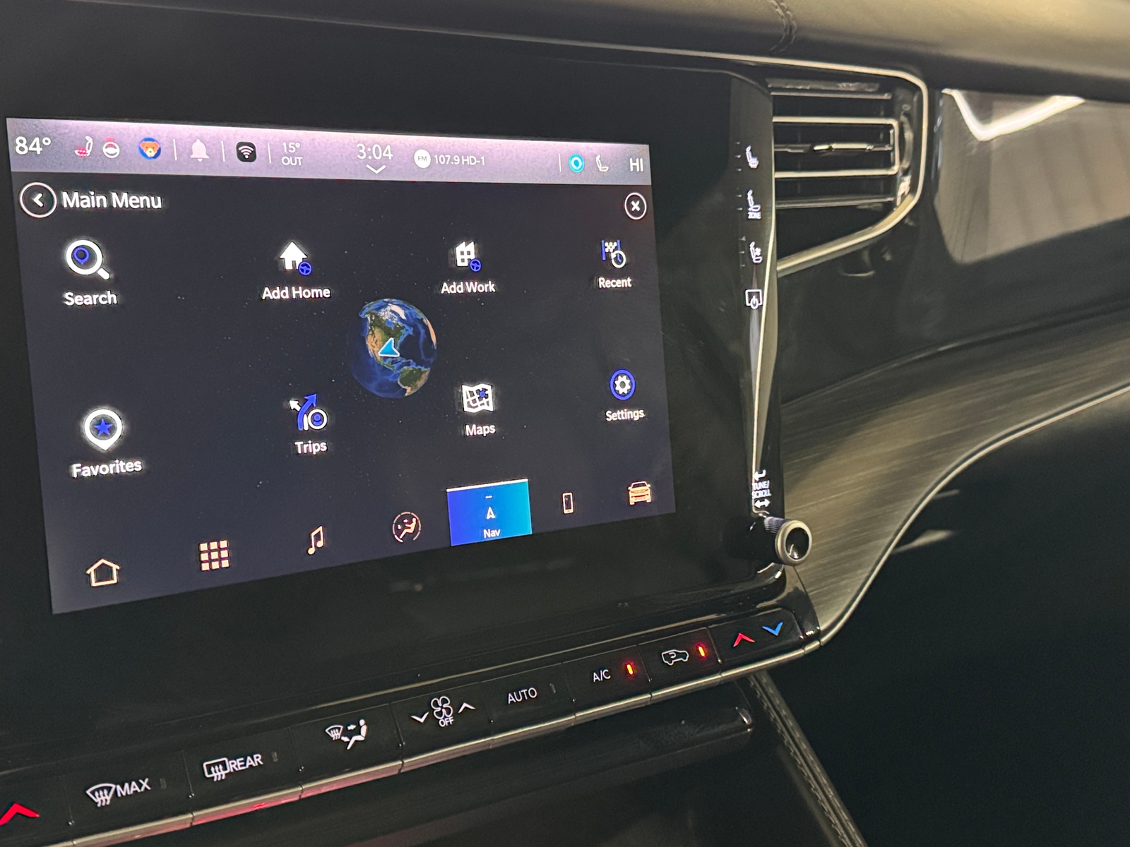 Thumbnail: 2023 Jeep Wagoneer - 3