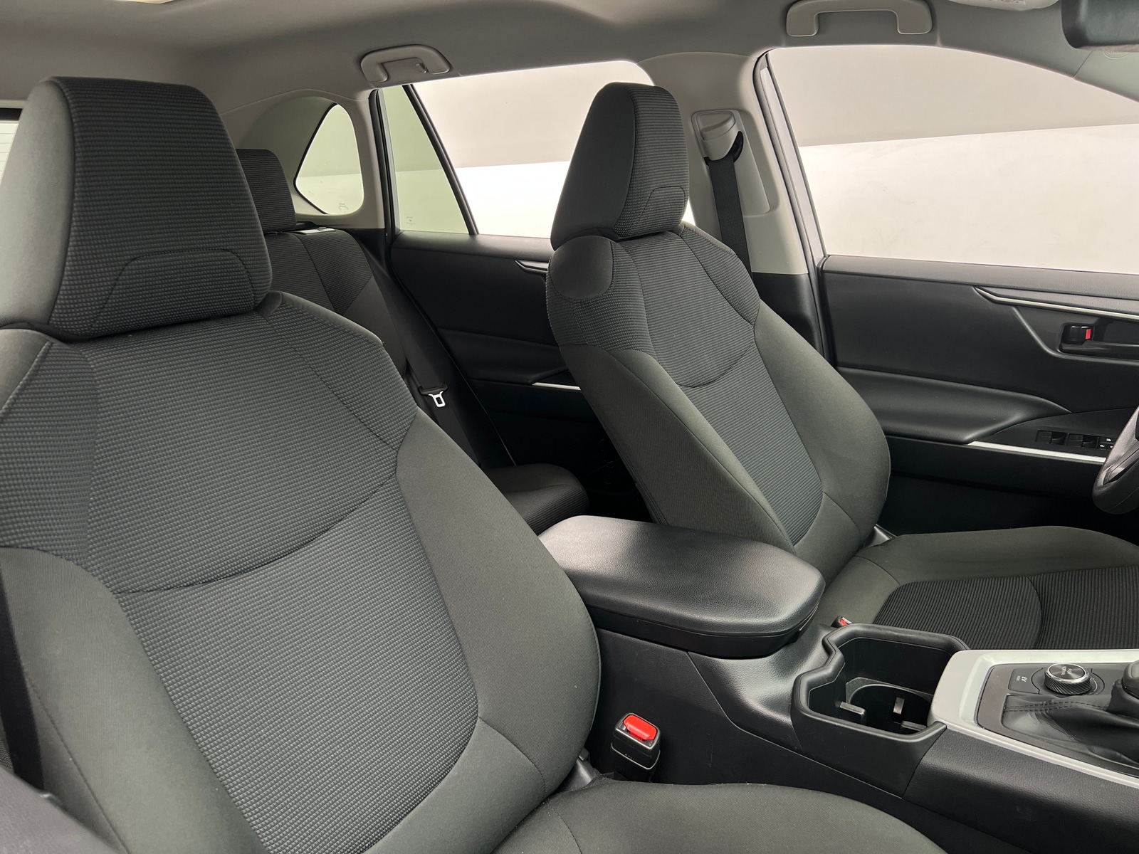 Thumbnail: 2025 Toyota RAV4 - 2