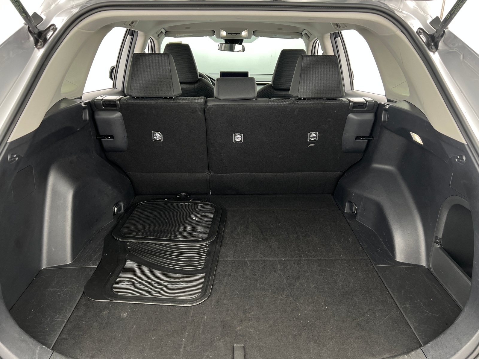 Thumbnail: 2025 Toyota RAV4 - 7