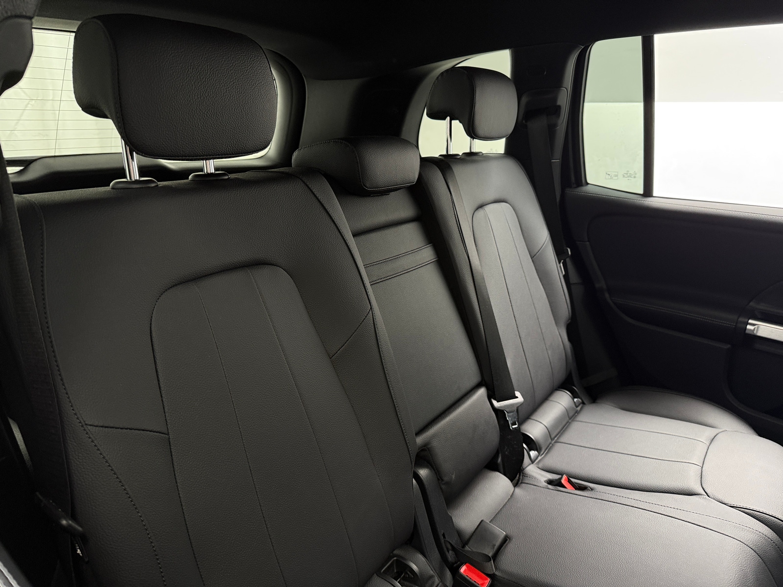 Thumbnail: 2025 Mercedes-Benz GLB - 5