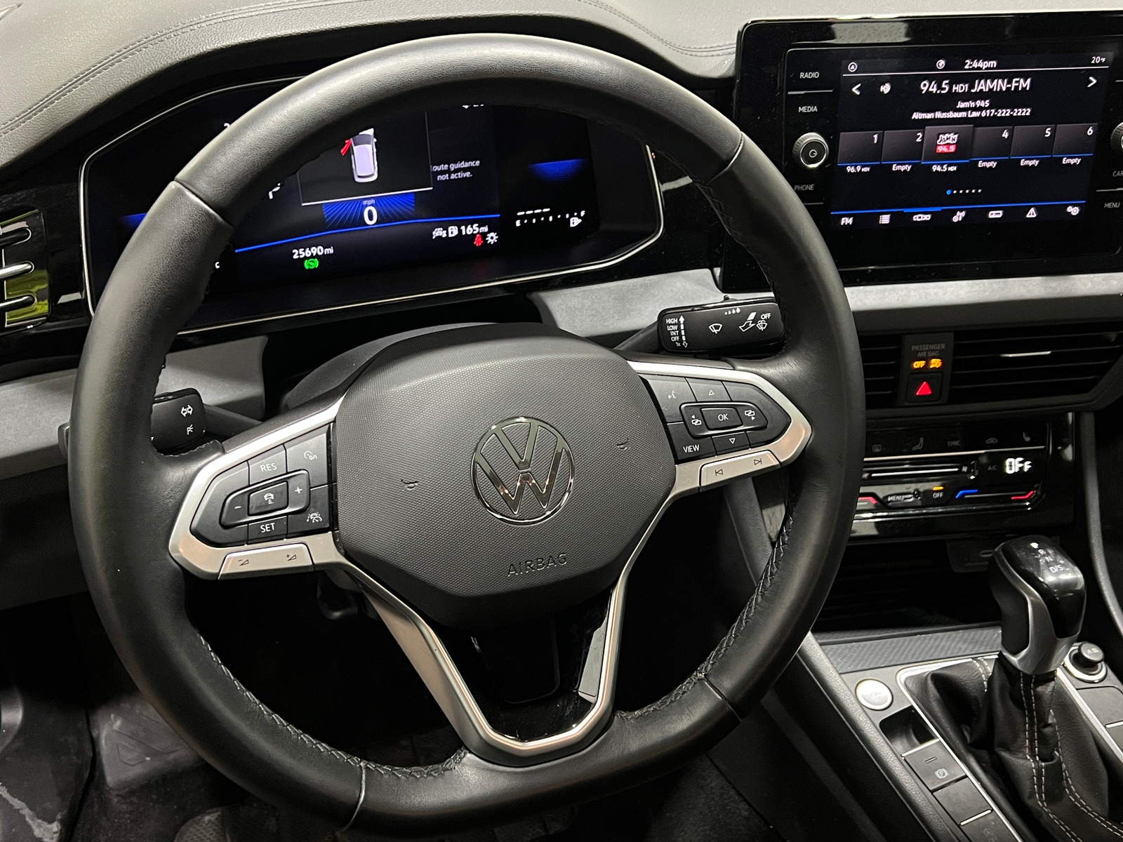 Thumbnail: 2025 Volkswagen Jetta - 4