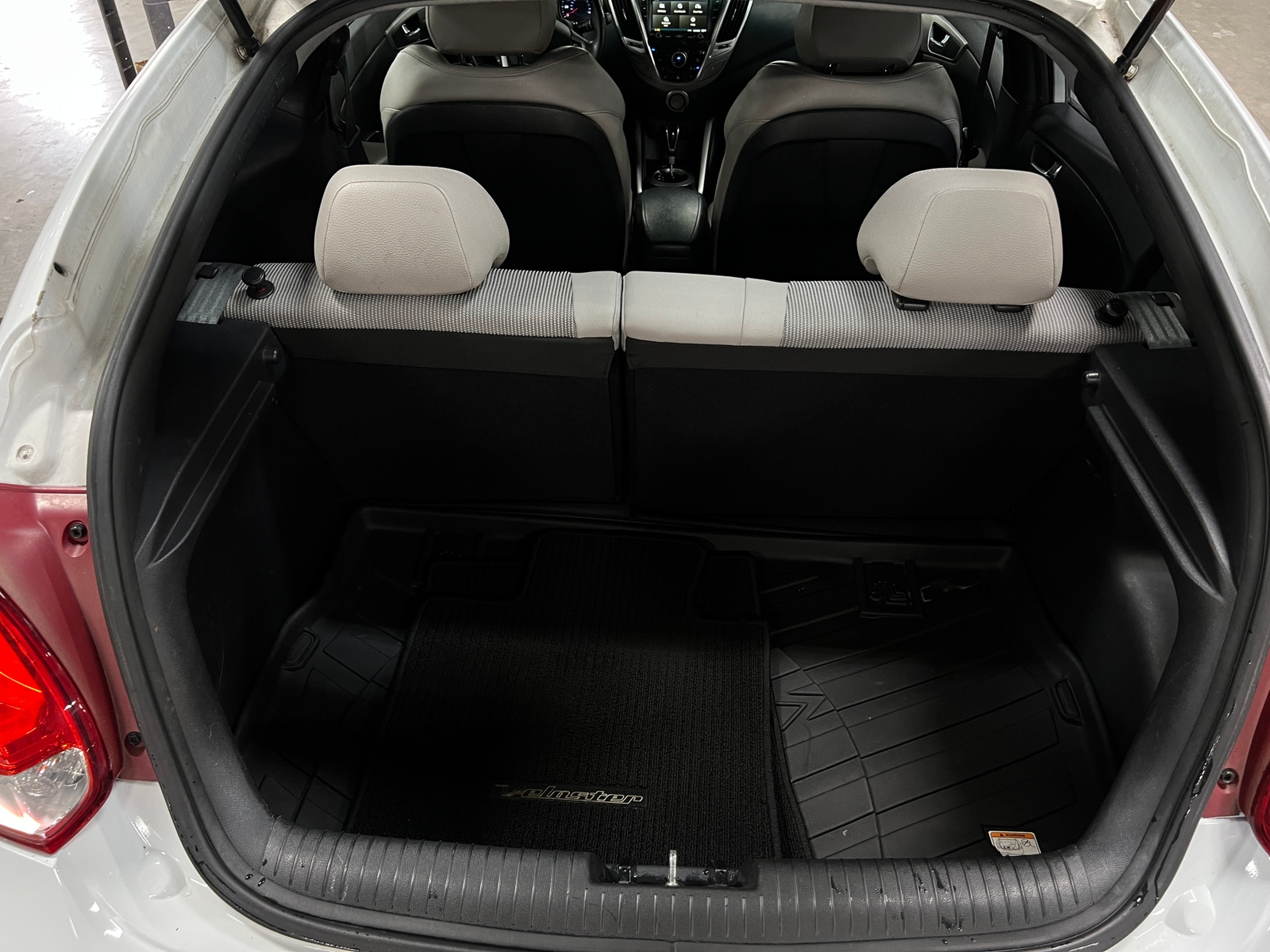 Thumbnail: 2013 Hyundai Veloster - 5