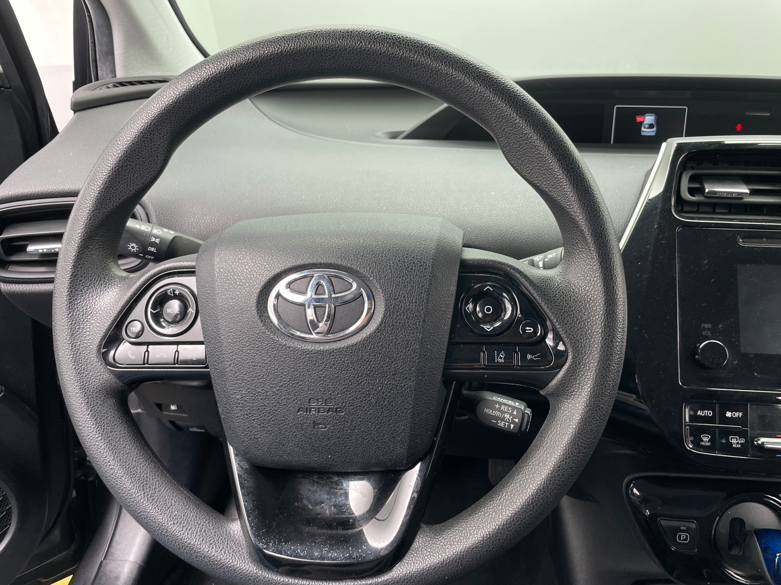 Thumbnail: 2019 Toyota Prius - 5